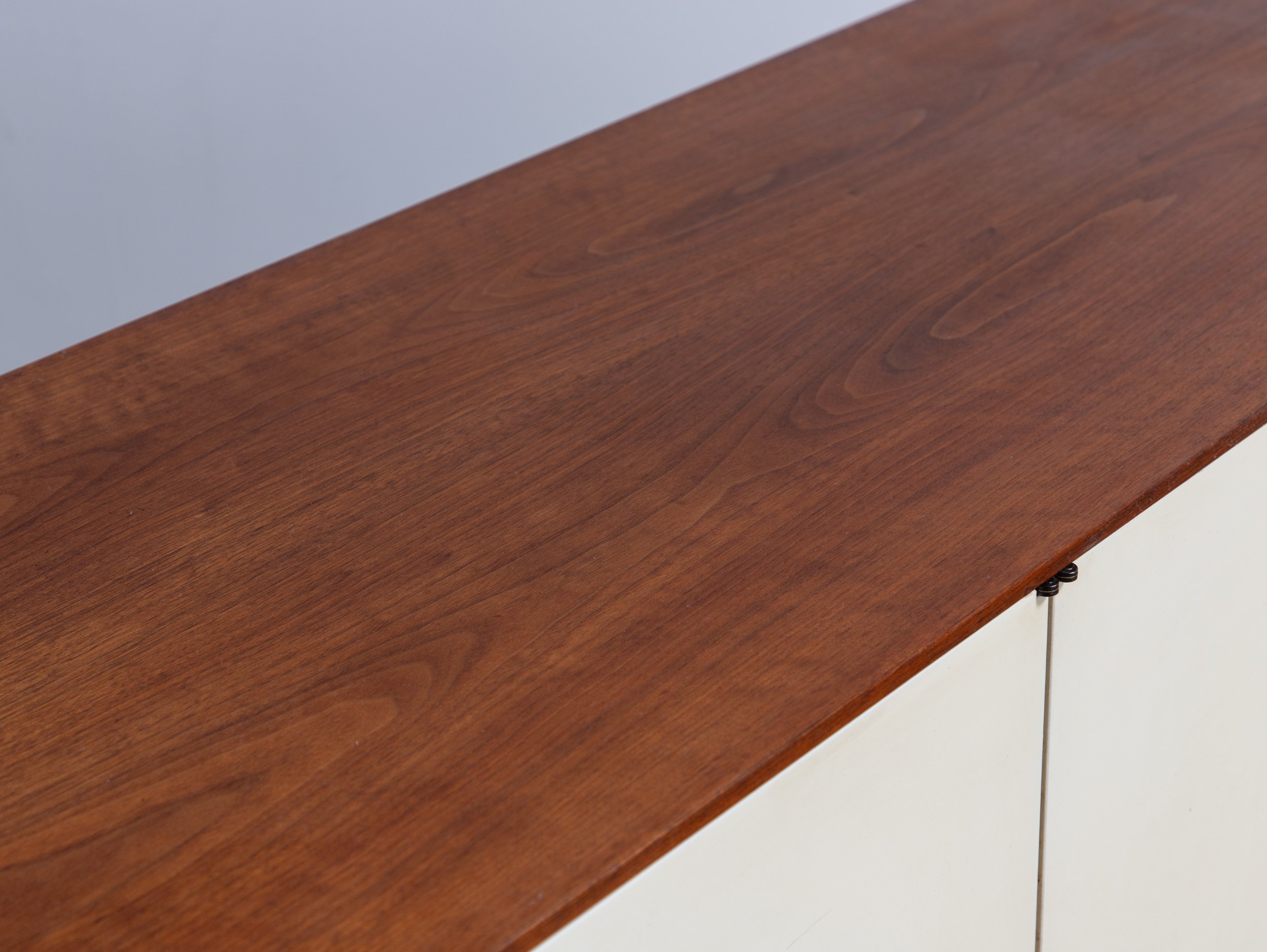 OAM_Knoll_Parchment_Front_Minimal_Cabinet-8.jpg