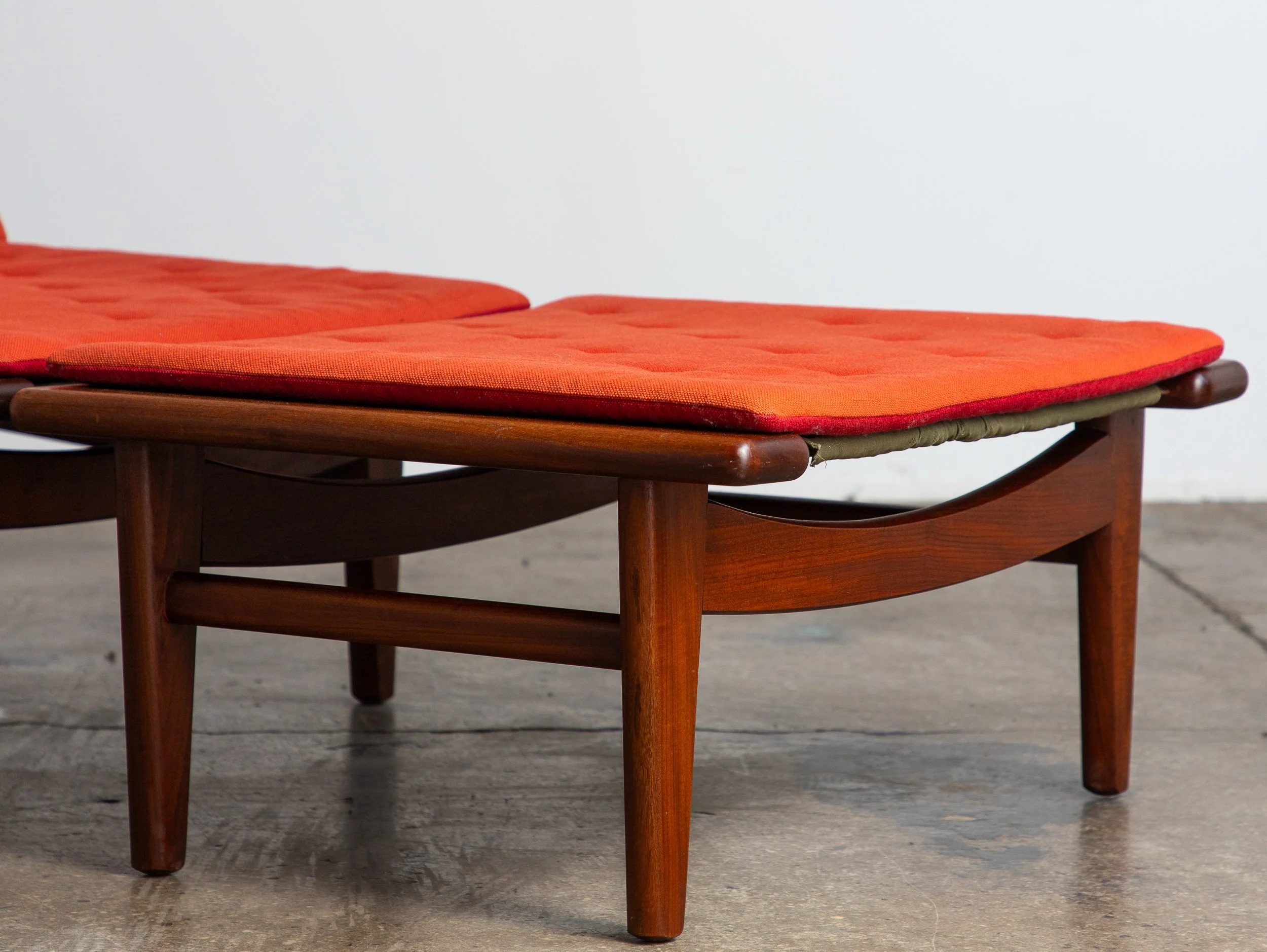 OAM_NYC_Hans_Wegner_GE_1_Daybed_Ottoman-11.jpg