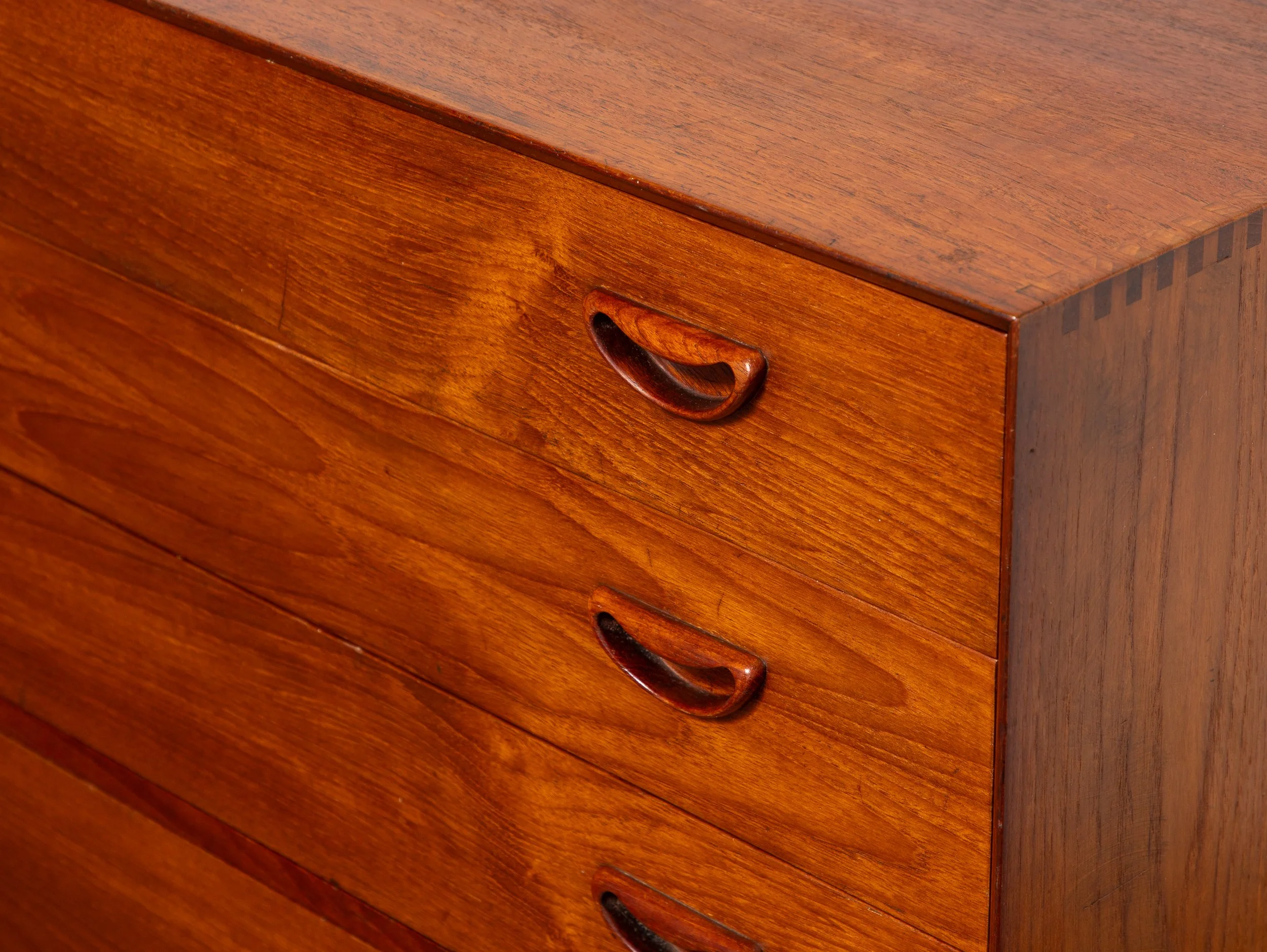 OAM_Peter_Hvidt_Dresser_Number 2-9.jpg