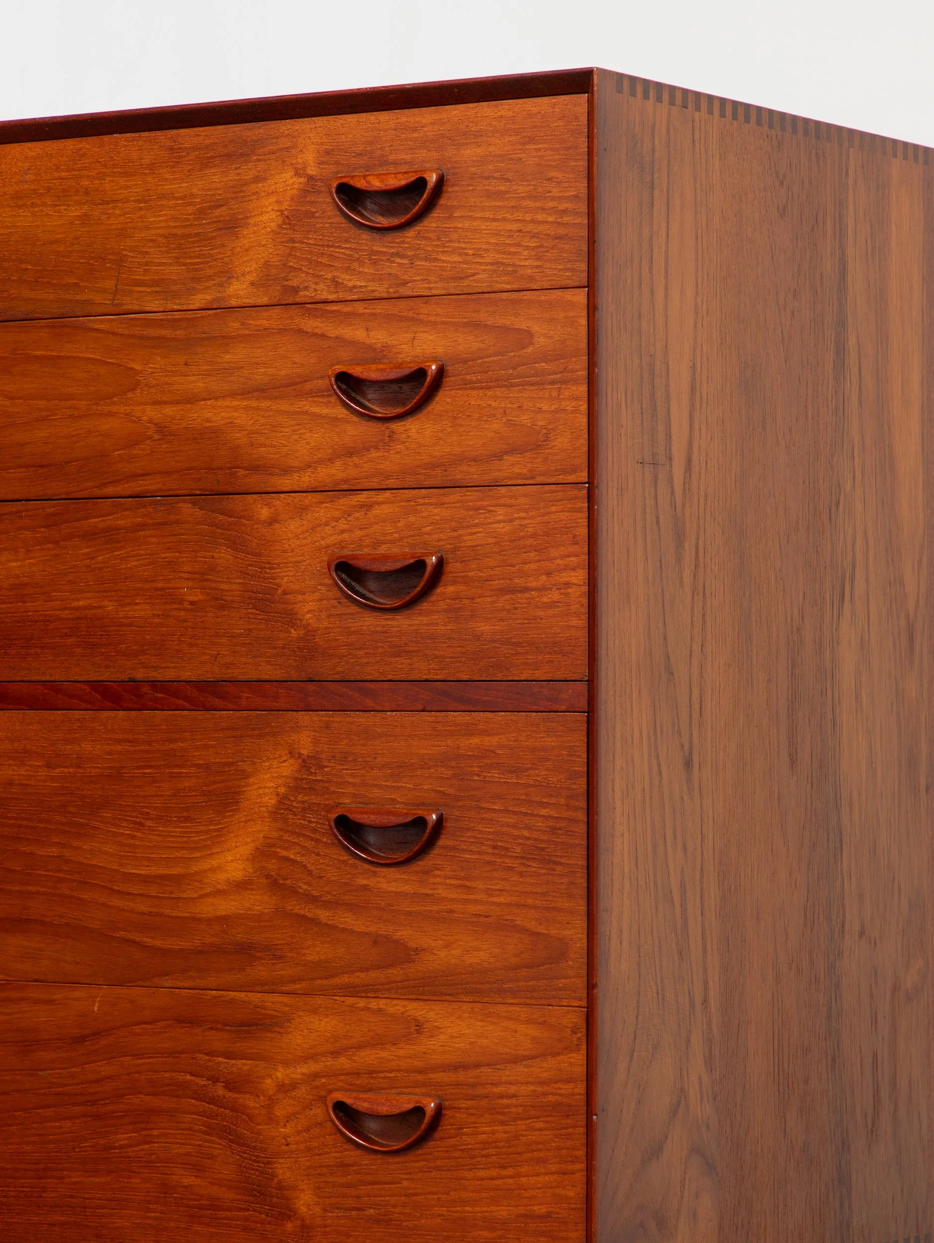 OAM_Peter_Hvidt_Dresser_Number 2-6.jpg