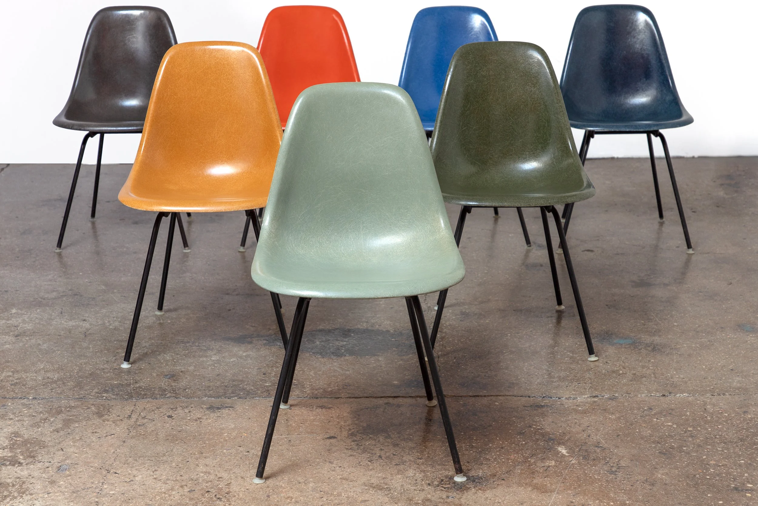 OAM_Colorful_Fiberglass_Shell_on_Black_Base-9.jpg