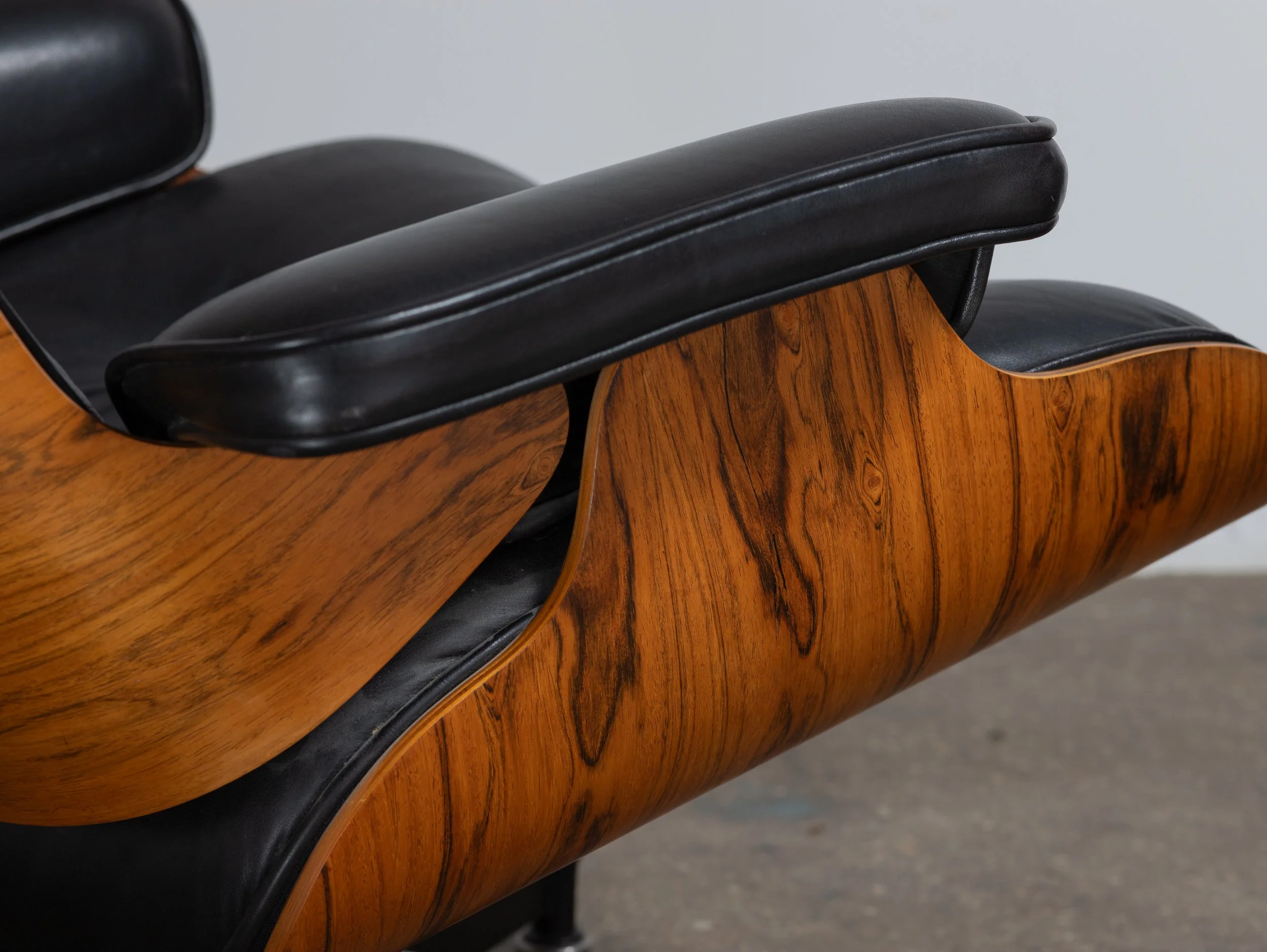 OAM_Eames_670_671_Lounge_Otooman_Rosewood-10.jpg