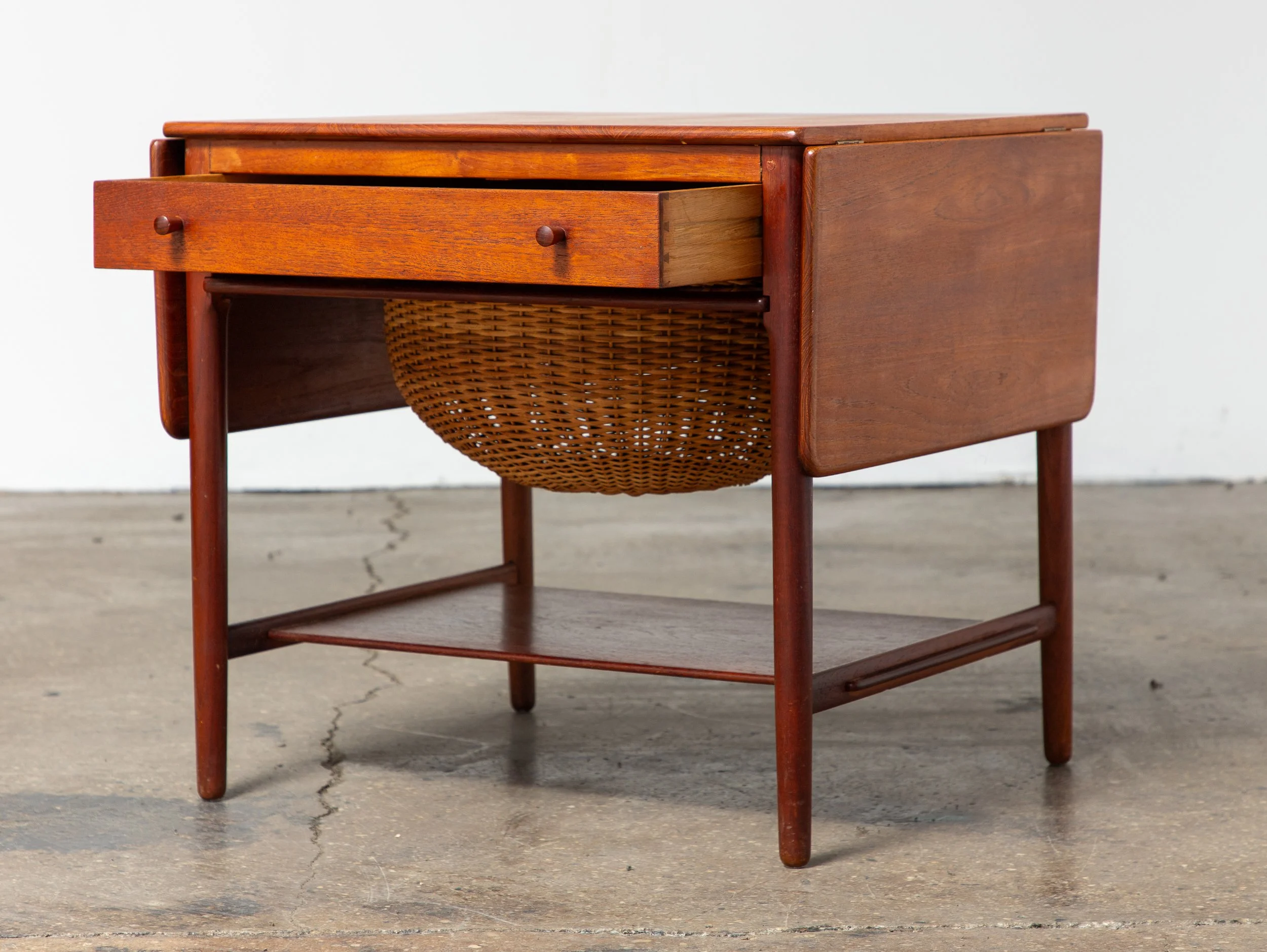 OAM_NYC_Hans_Wegner_AT35_Sewing_Table-6.jpg