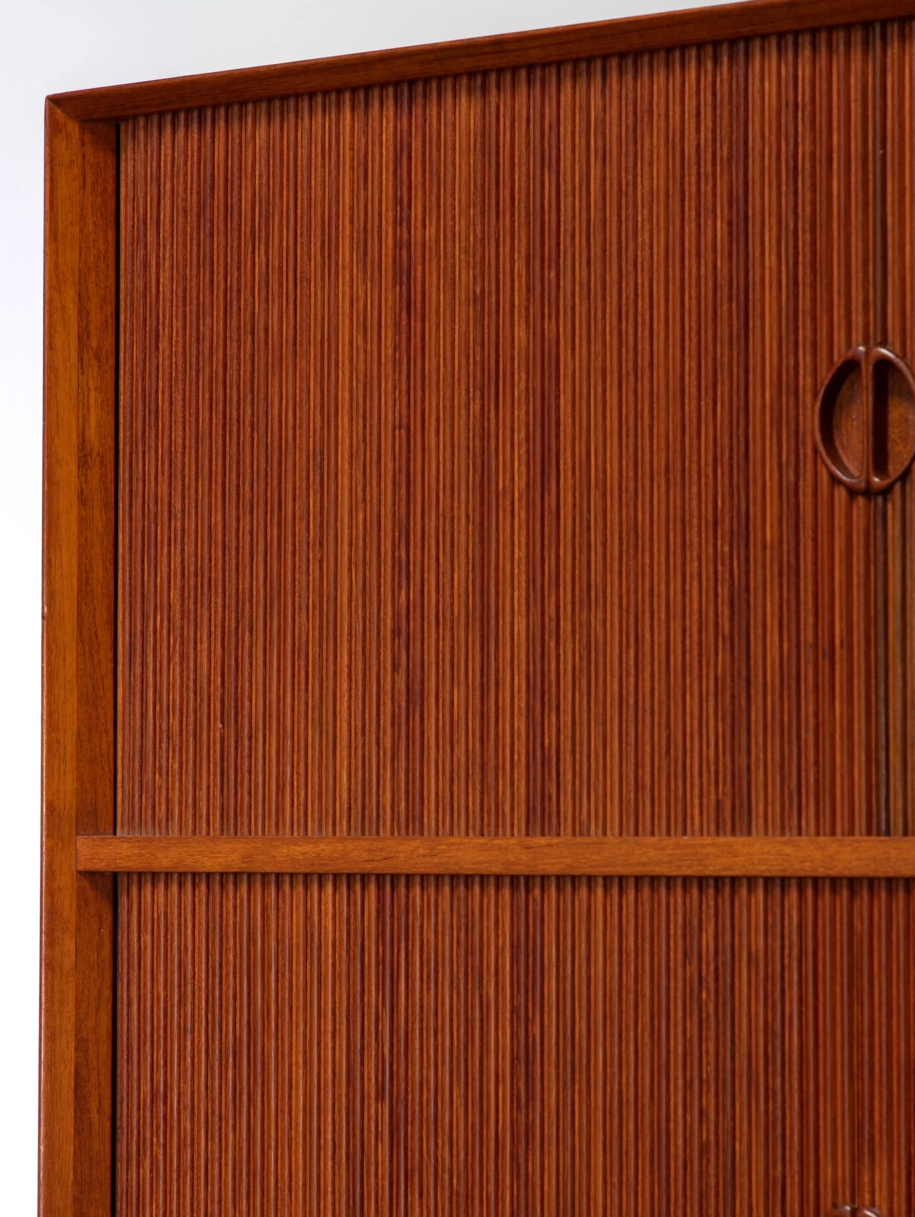 OAM_Soborg_Cabinet_Tambour_Cabinet-4.jpg