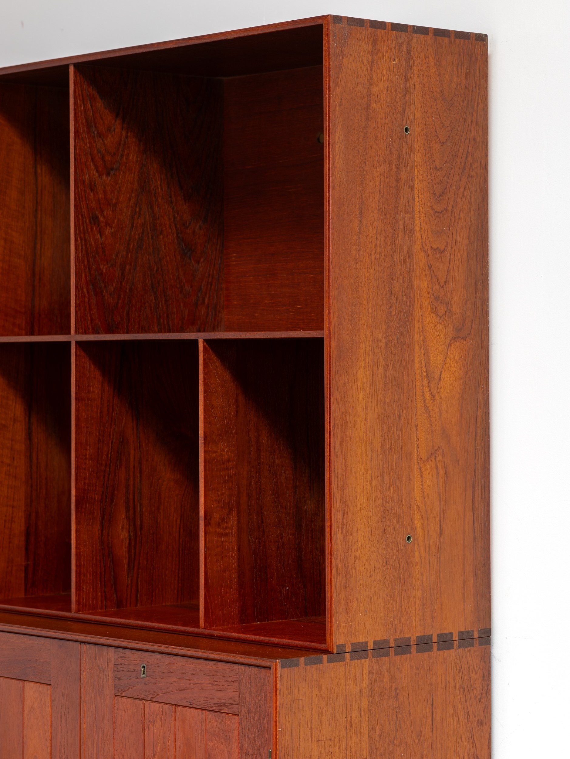 OAMNYC_Mogens_Koch_Bookcases-9.jpg