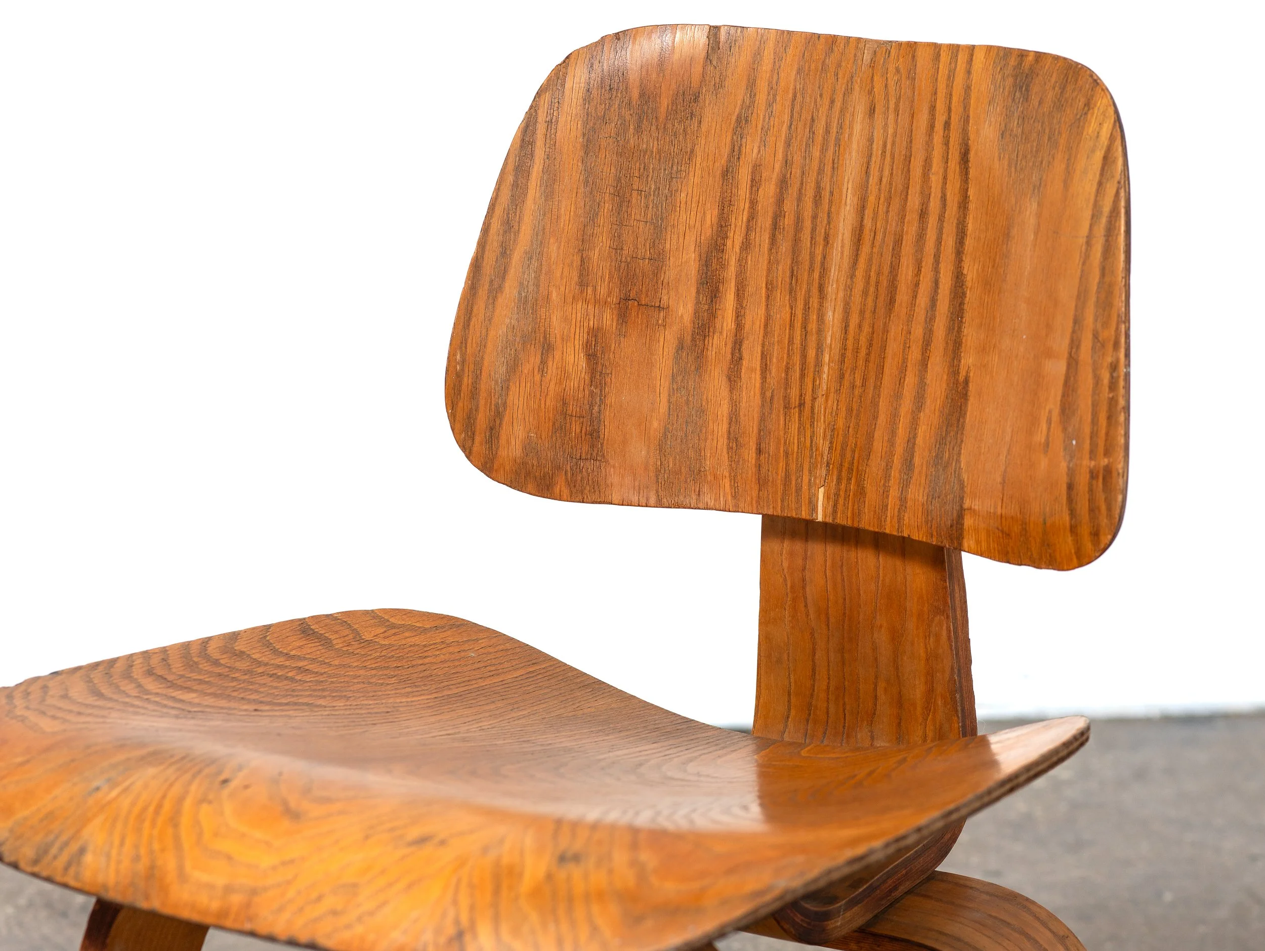 OAM_Eames_DCW_in_ASH - two available-8.jpg