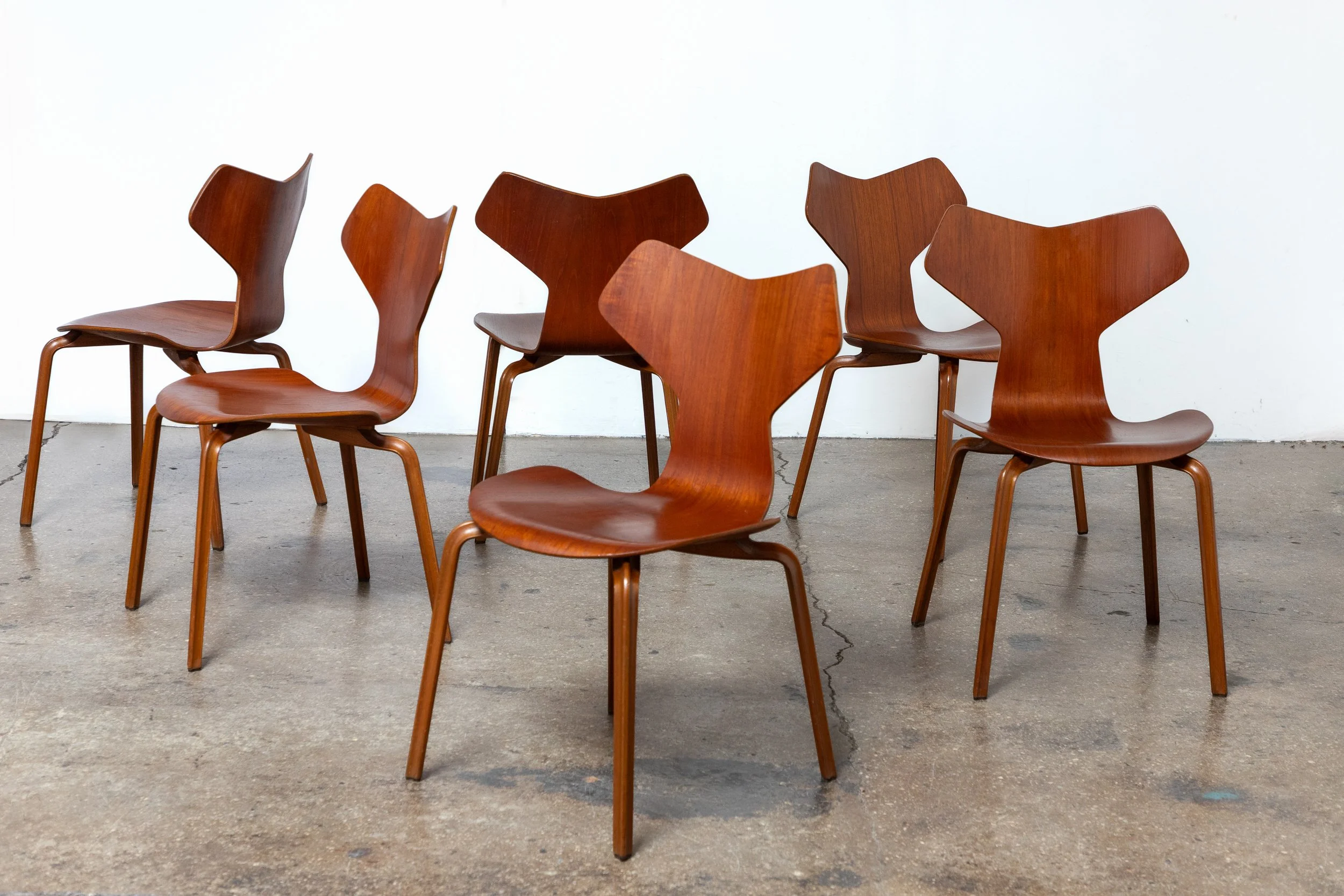 OAM_Arne_Jacobsen_Grand_Prix_Chairs-1.jpg
