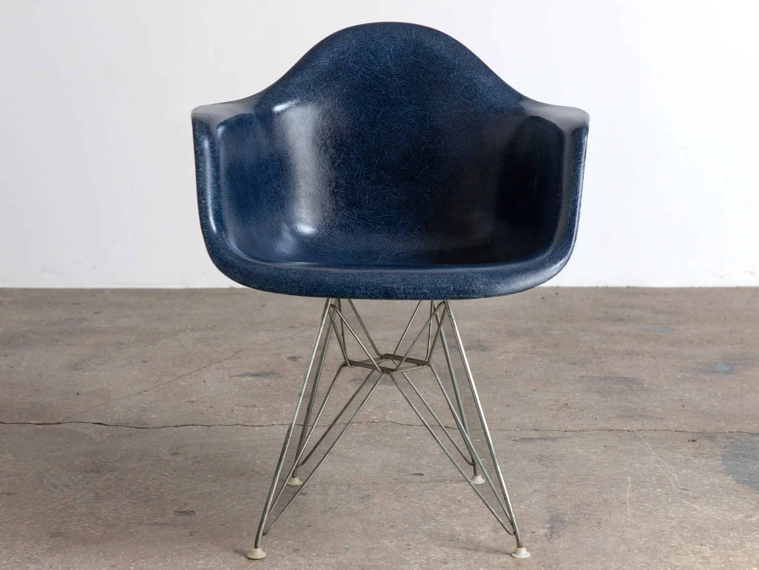 OAM_NYC_Eames_Navy_Shell_Eiffel_Base-8.jpg
