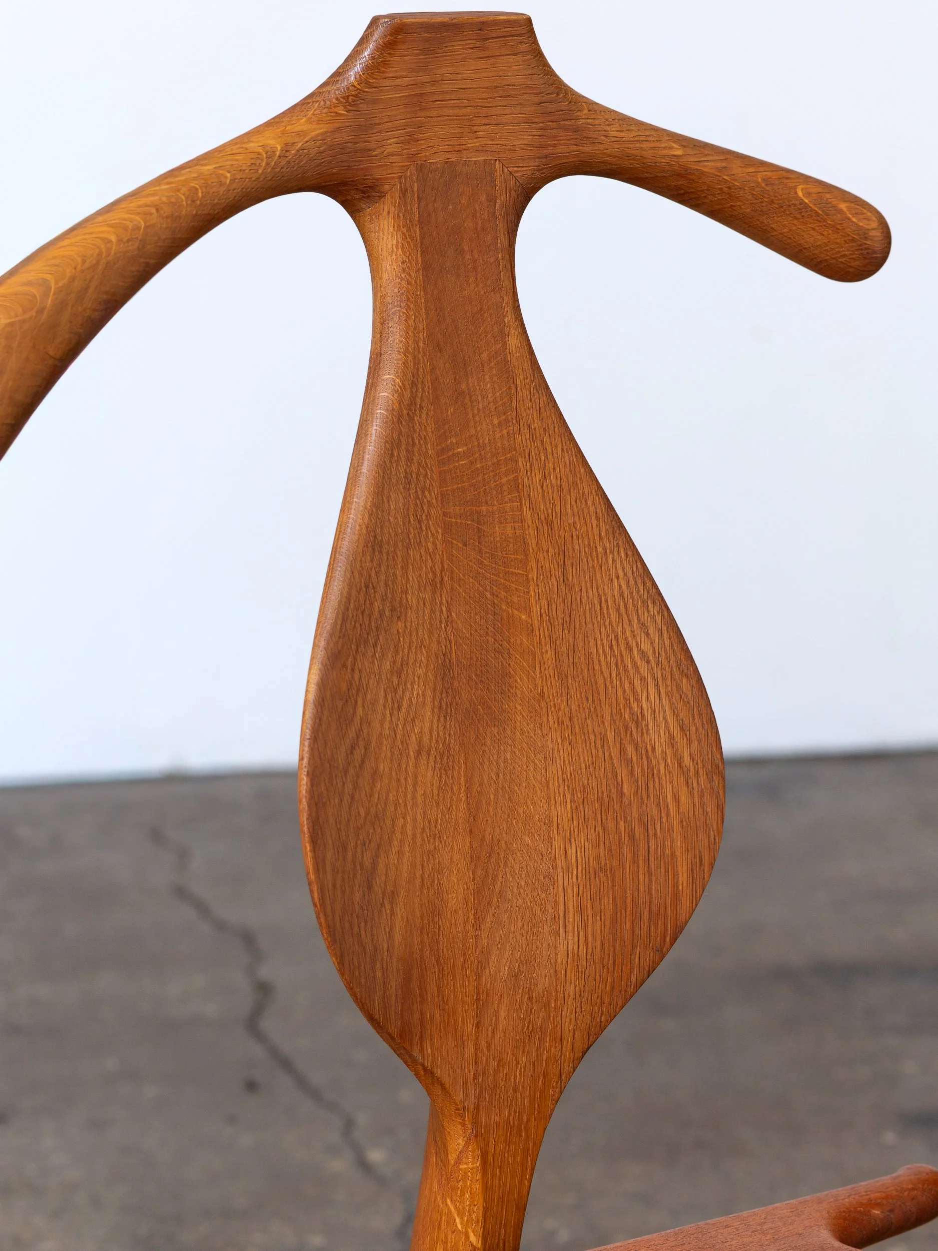 OAMNYC_Valet_Chair_Hans_Wegner-3.jpg
