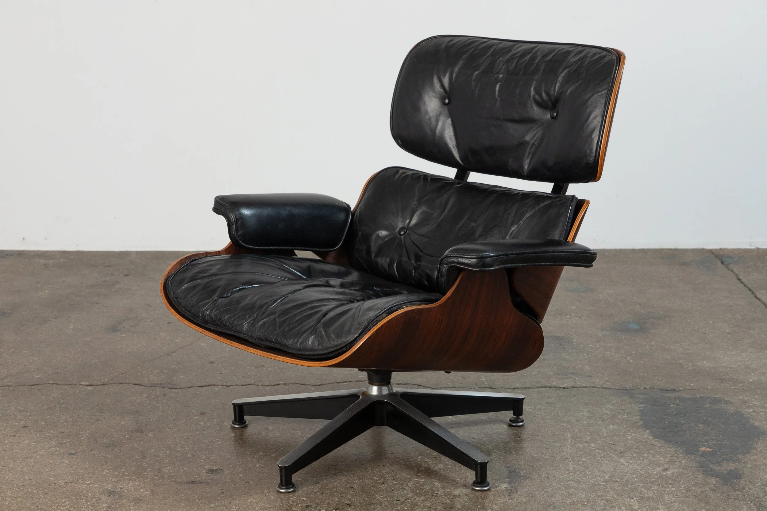 OAM_Eames_Herman_Miller_670_Black_Leather_Lounge_Chair-7.jpg