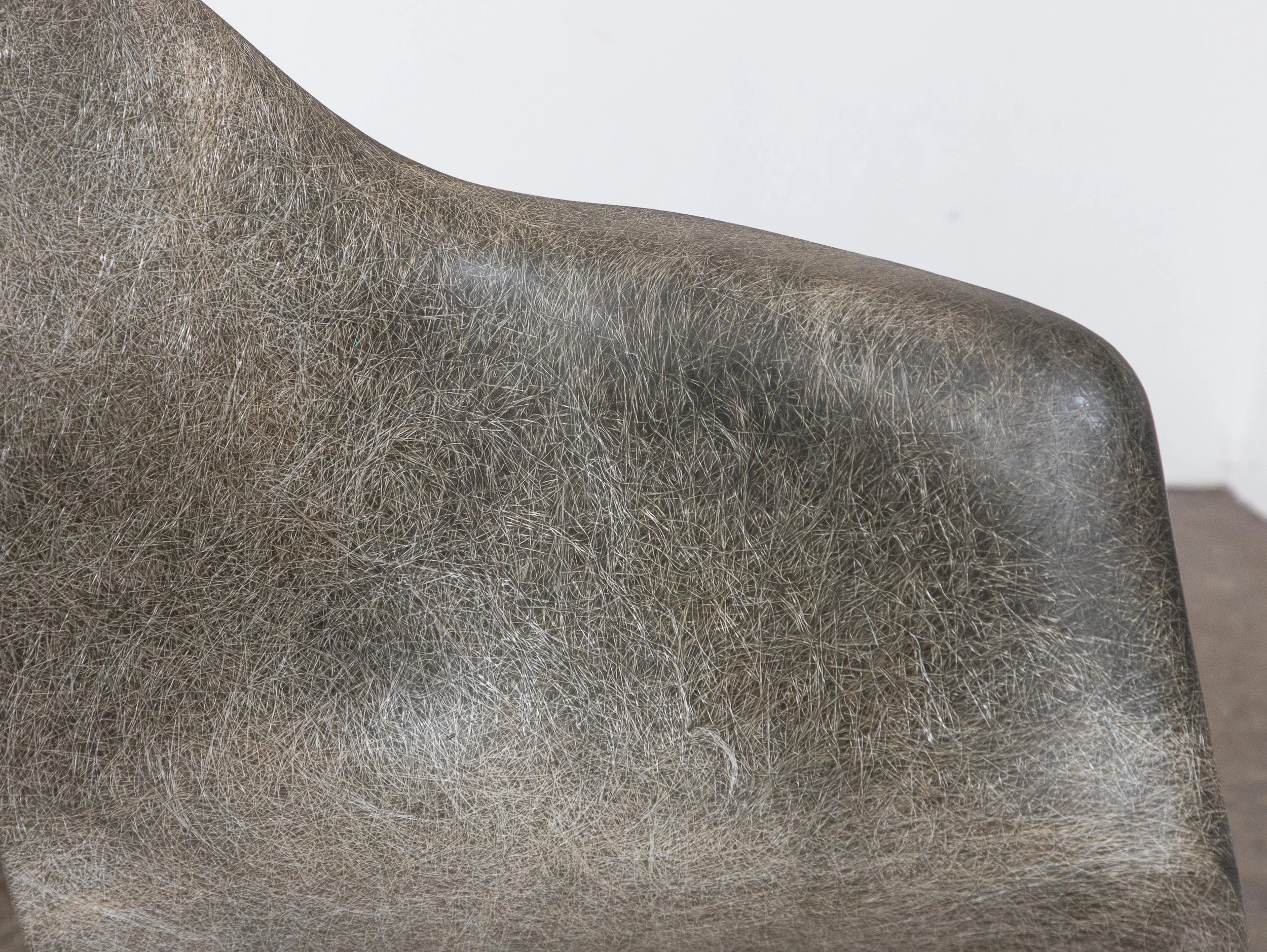OAM_NYC_Eames_Elephant_Grey_X_base_Zeith-5.jpg