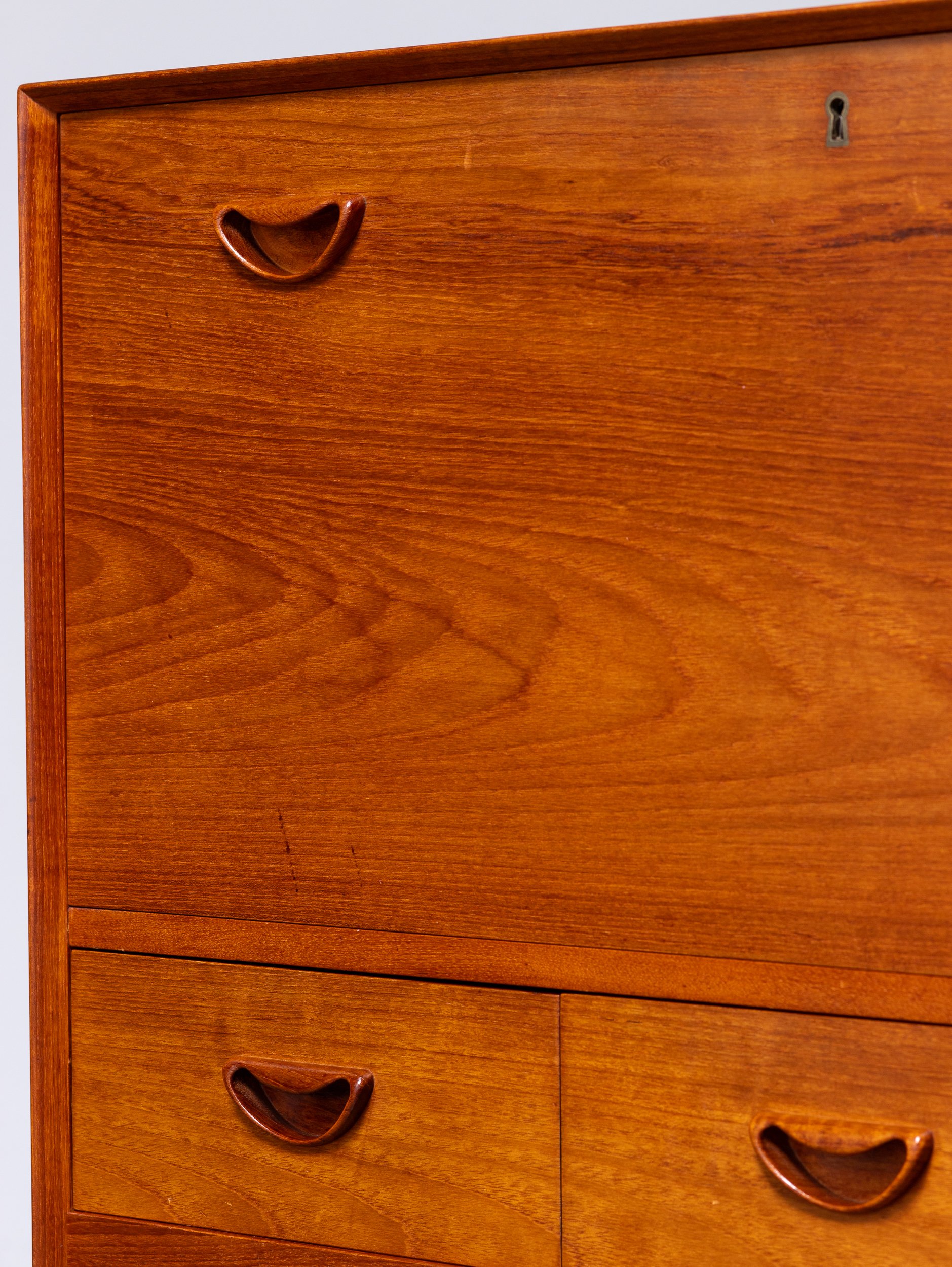 OAM_Soborg_Cabinets_Drop_Front_Secretary_Bar-5.jpg