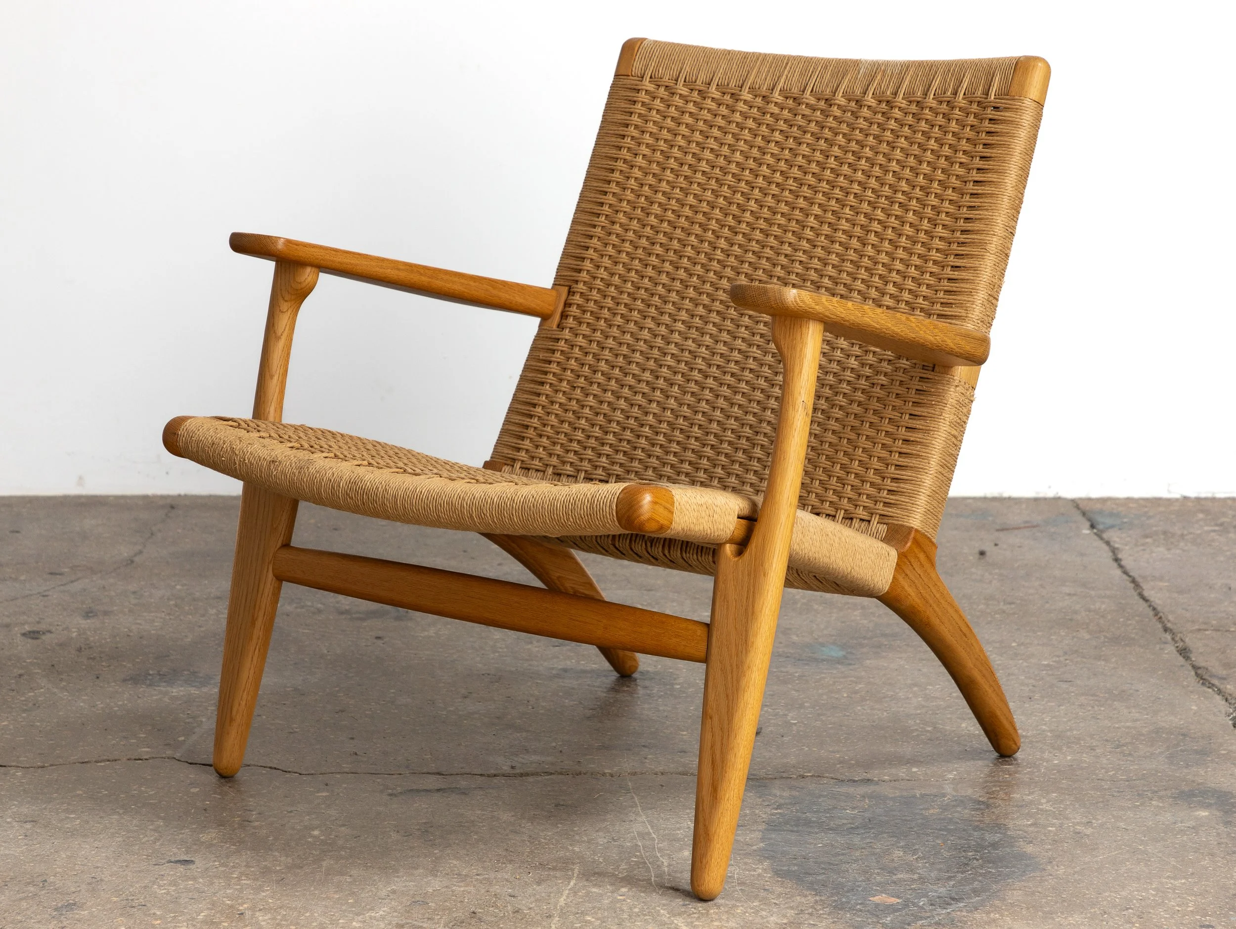 OAM_NYC_Carl_Hansen_Oak_Hans_Wegner_ch25-5.jpg
