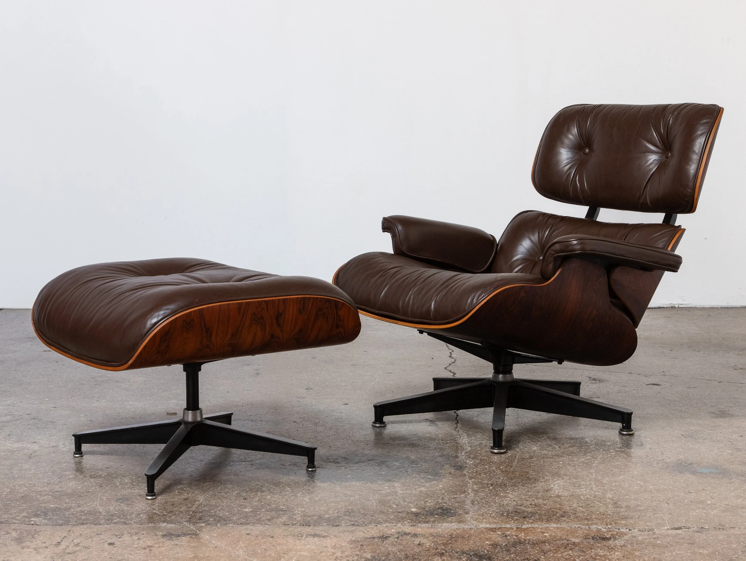 OAM_Eames_Herman_Miller_670_Ottoman_671_Set-13.jpg