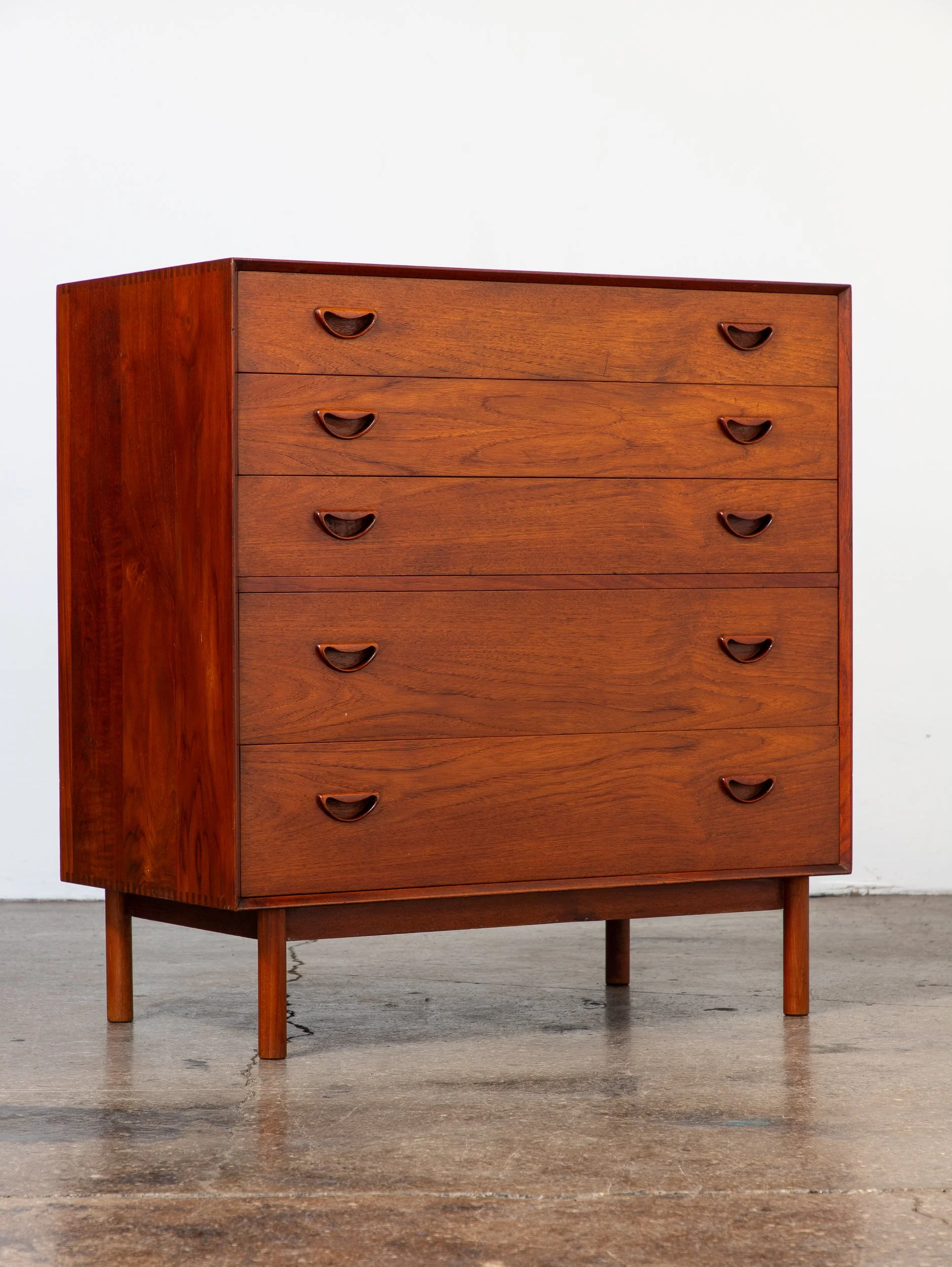 OAM_Peter_Hvidt_Dresser_Number 2-3.jpg