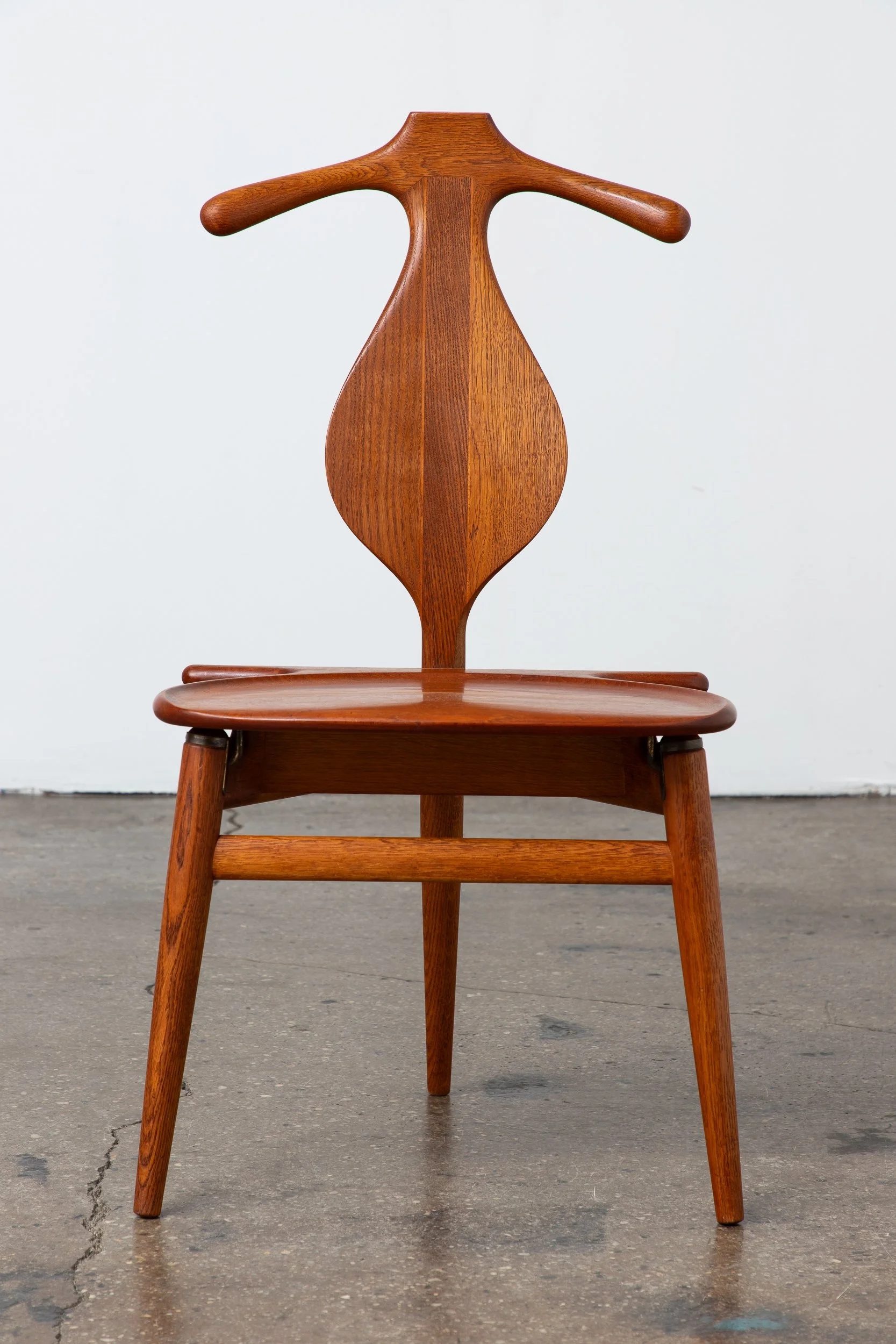 OAM_Hans_Wegner_Valet_Chair-2.jpg
