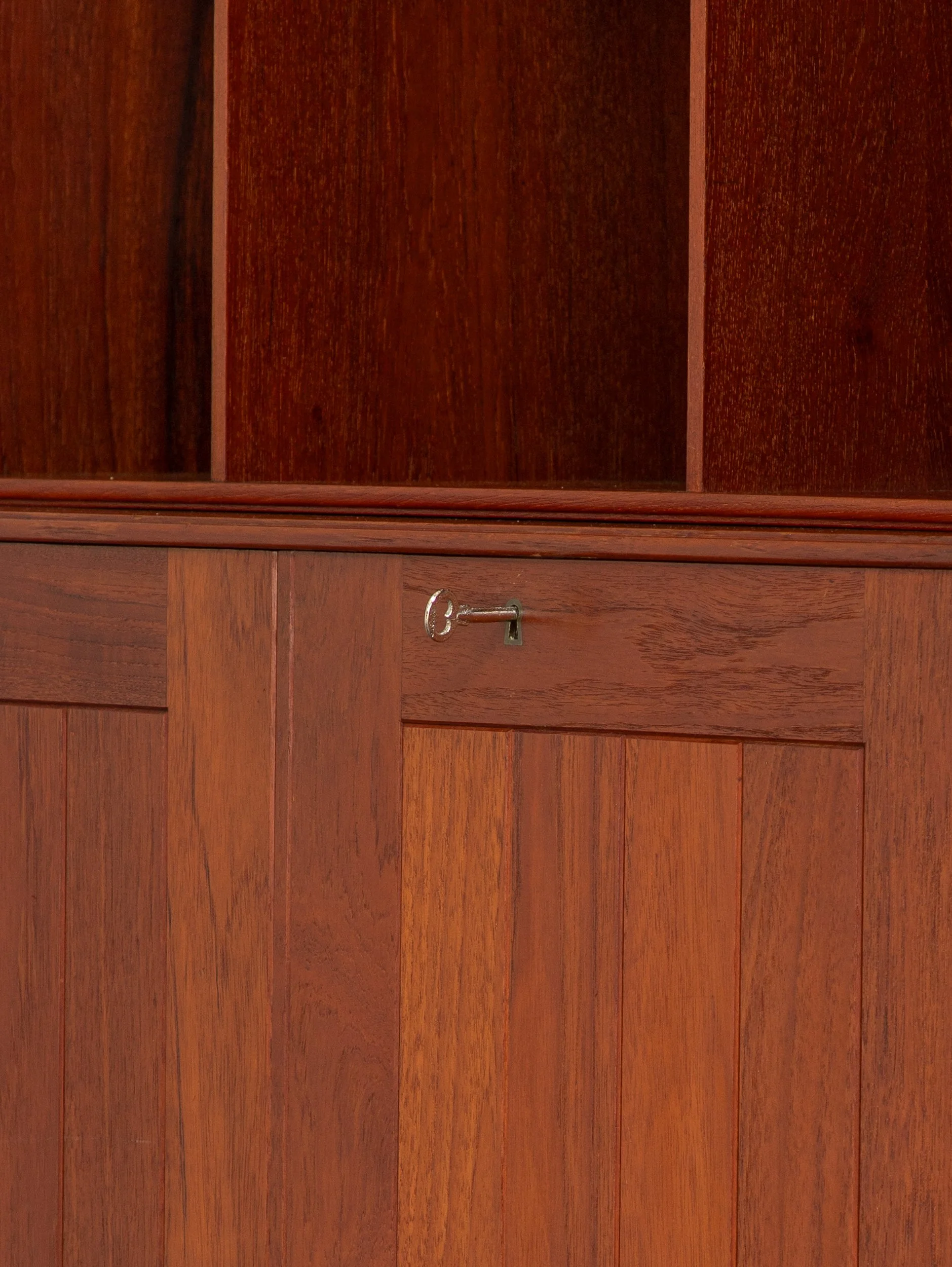 OAMNYC_Mogens_Koch_Bookcases-6.jpg