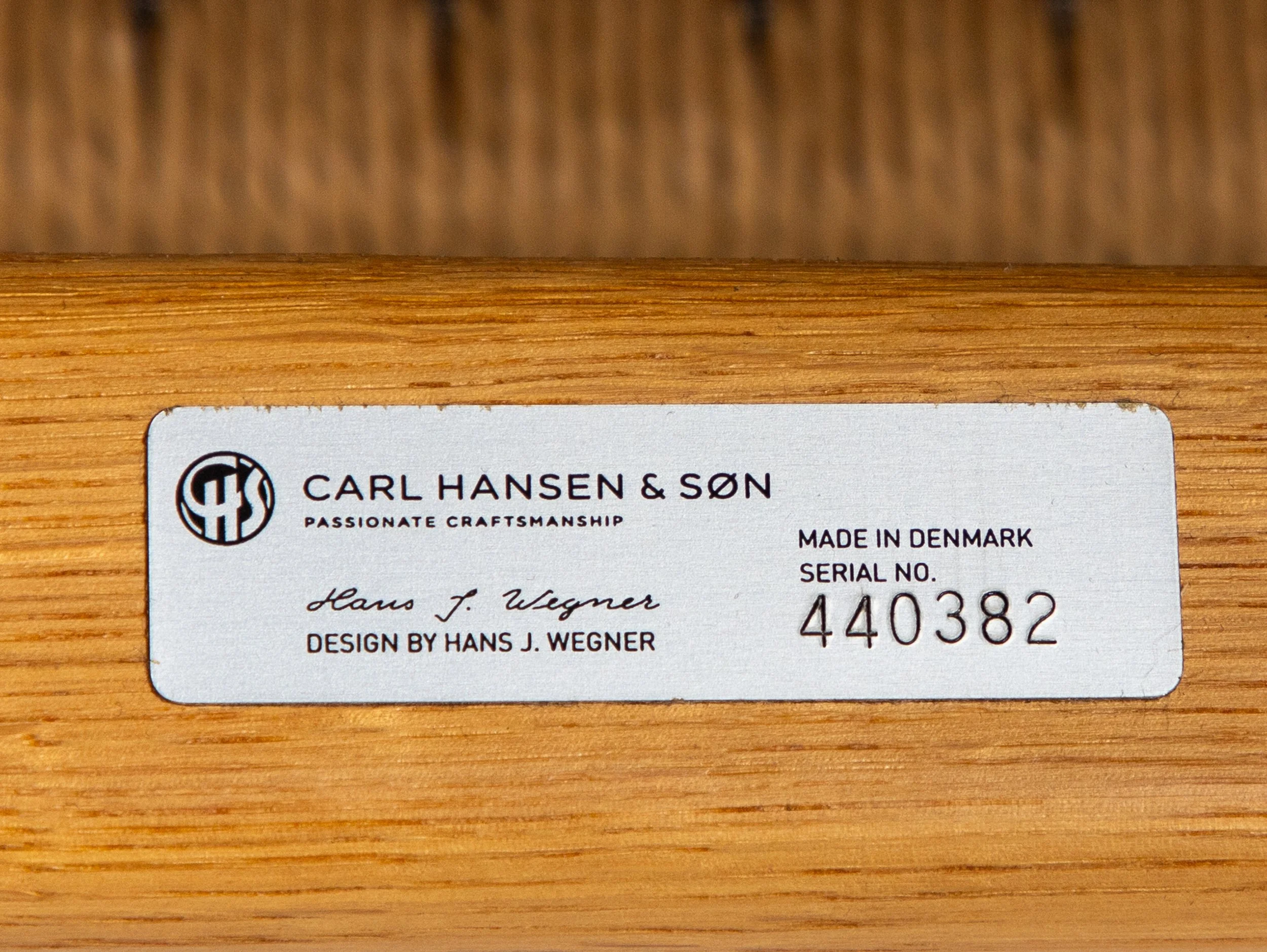 OAM_NYC_Carl_Hansen_Oak_Hans_Wegner_ch25-14.jpg
