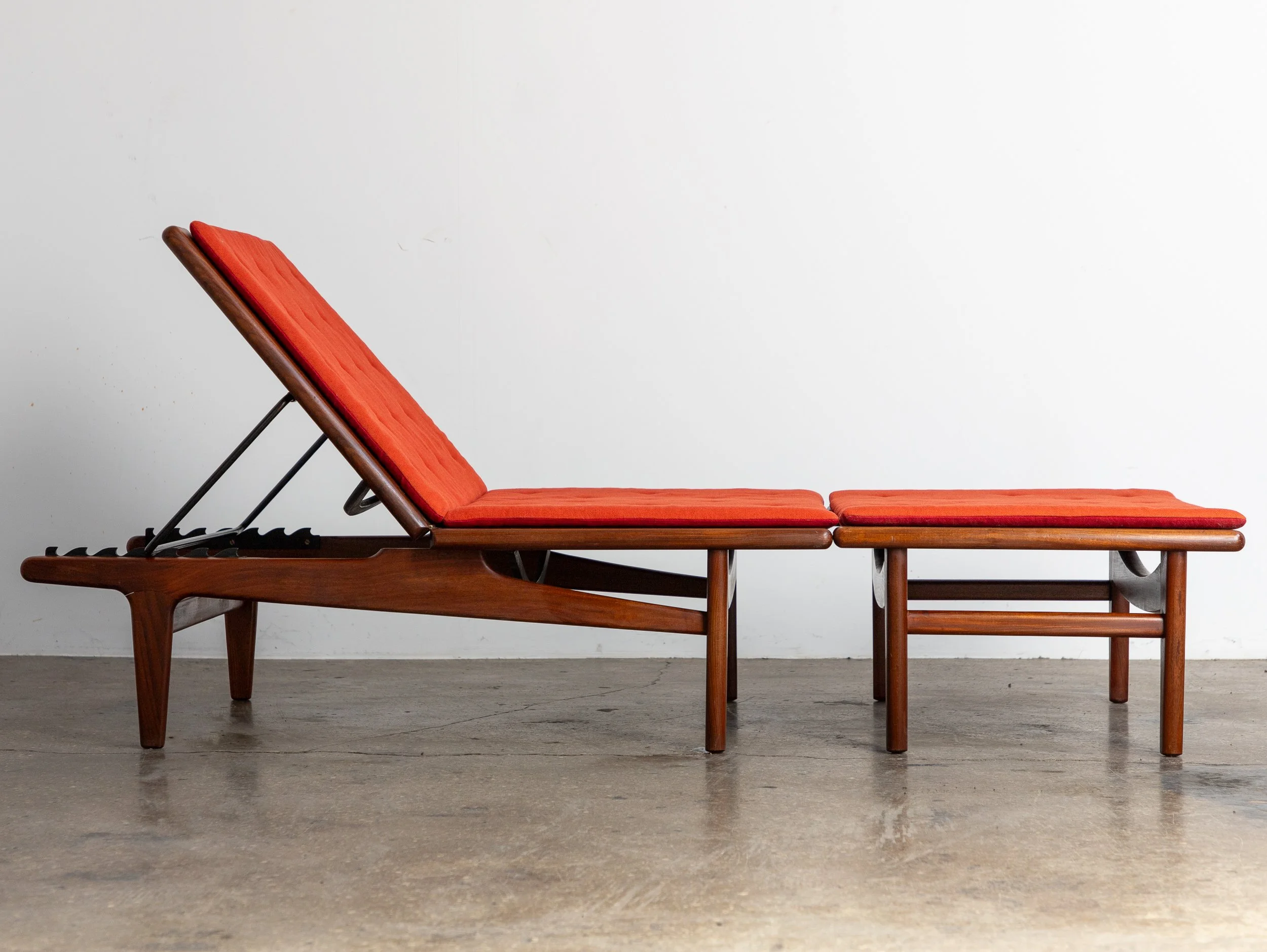 OAM_NYC_Hans_Wegner_GE_1_Daybed_Ottoman-7.jpg