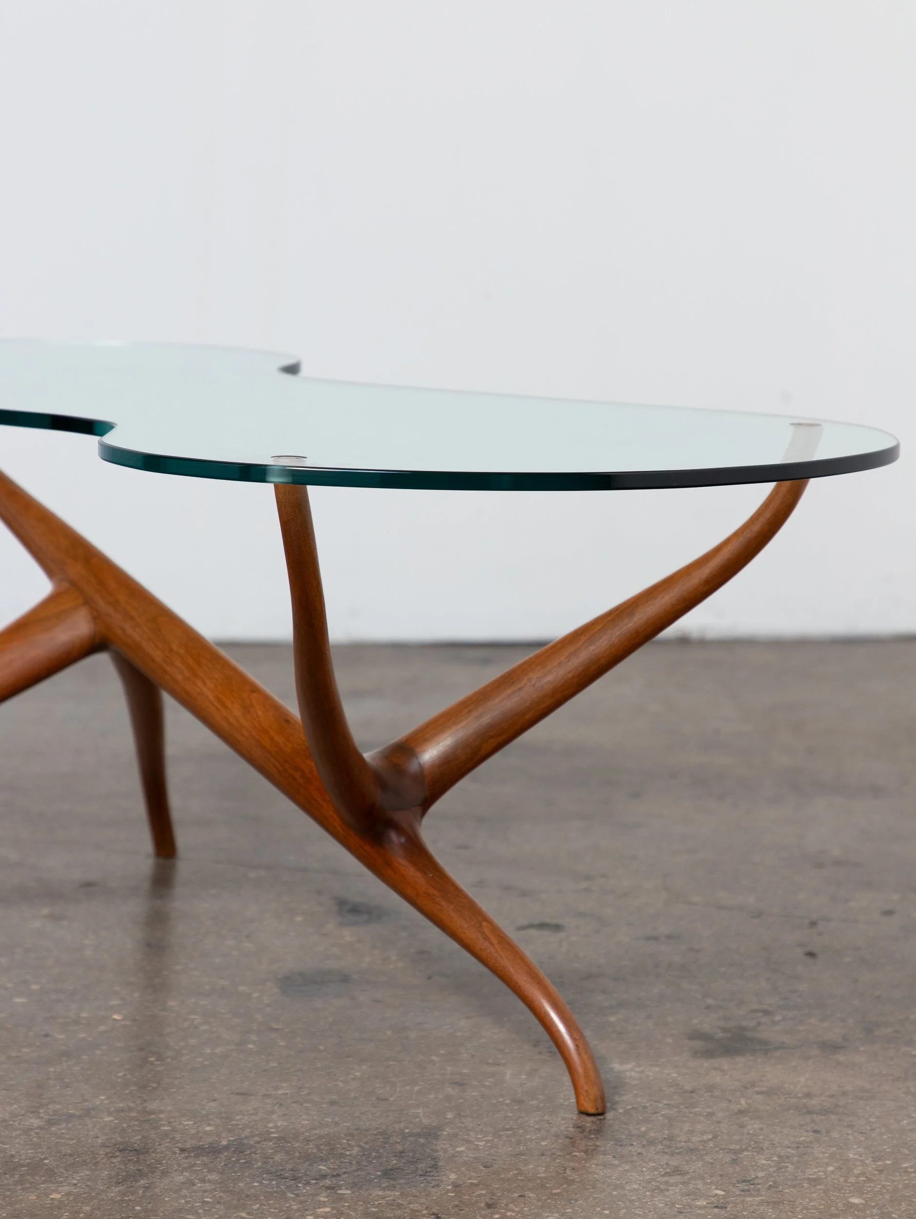 OAM_Sculptural_Glass_Coffee_Table_Pierluigi_Giordani-8.jpg