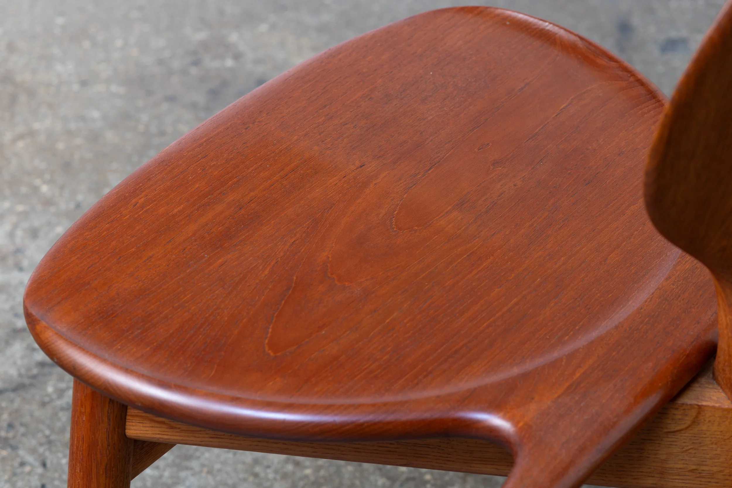 OAM_Hans_Wegner_Valet_Chair-17.jpg