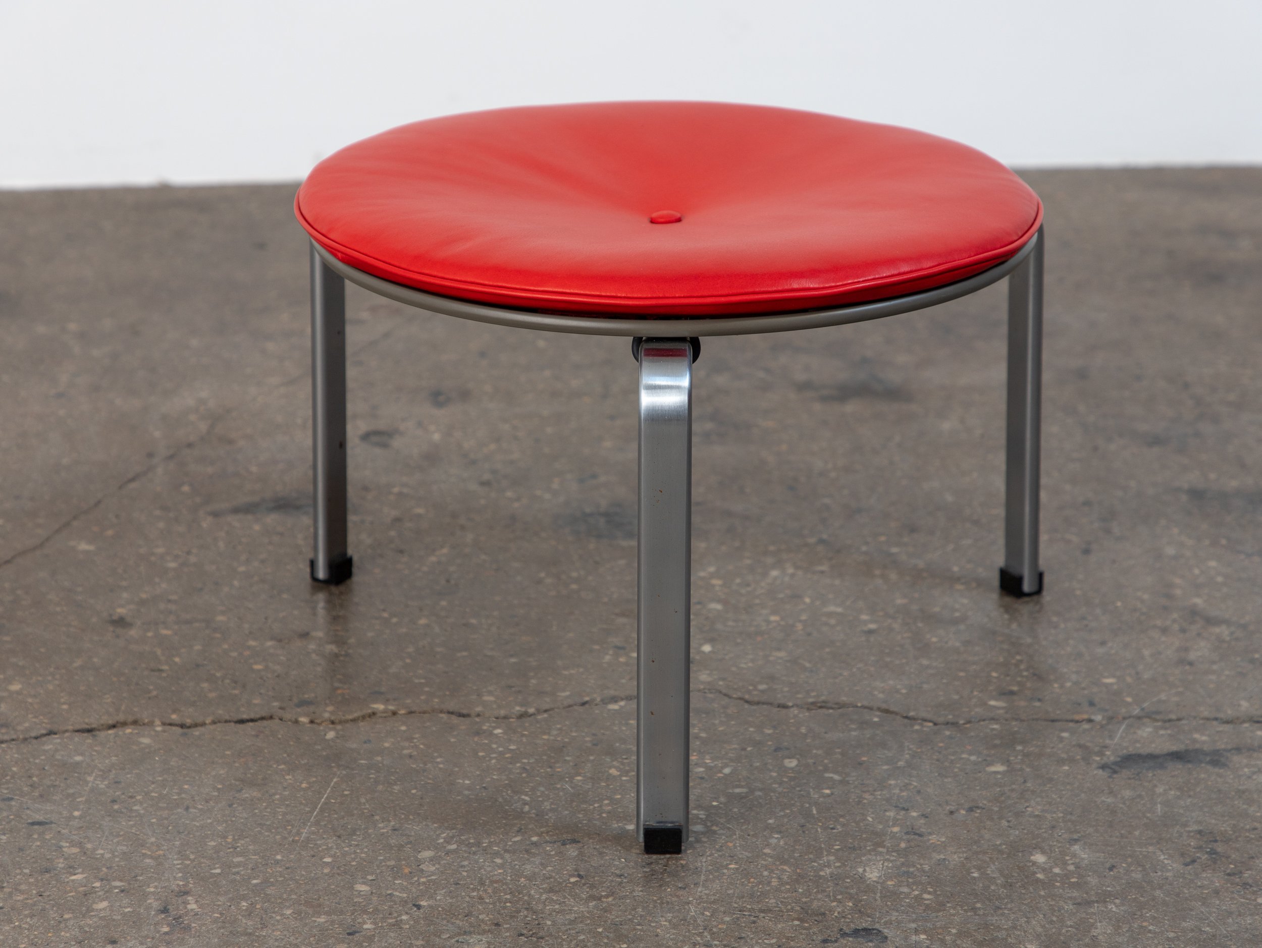 OAM_PK_Red_Leather_Stool-2.jpg