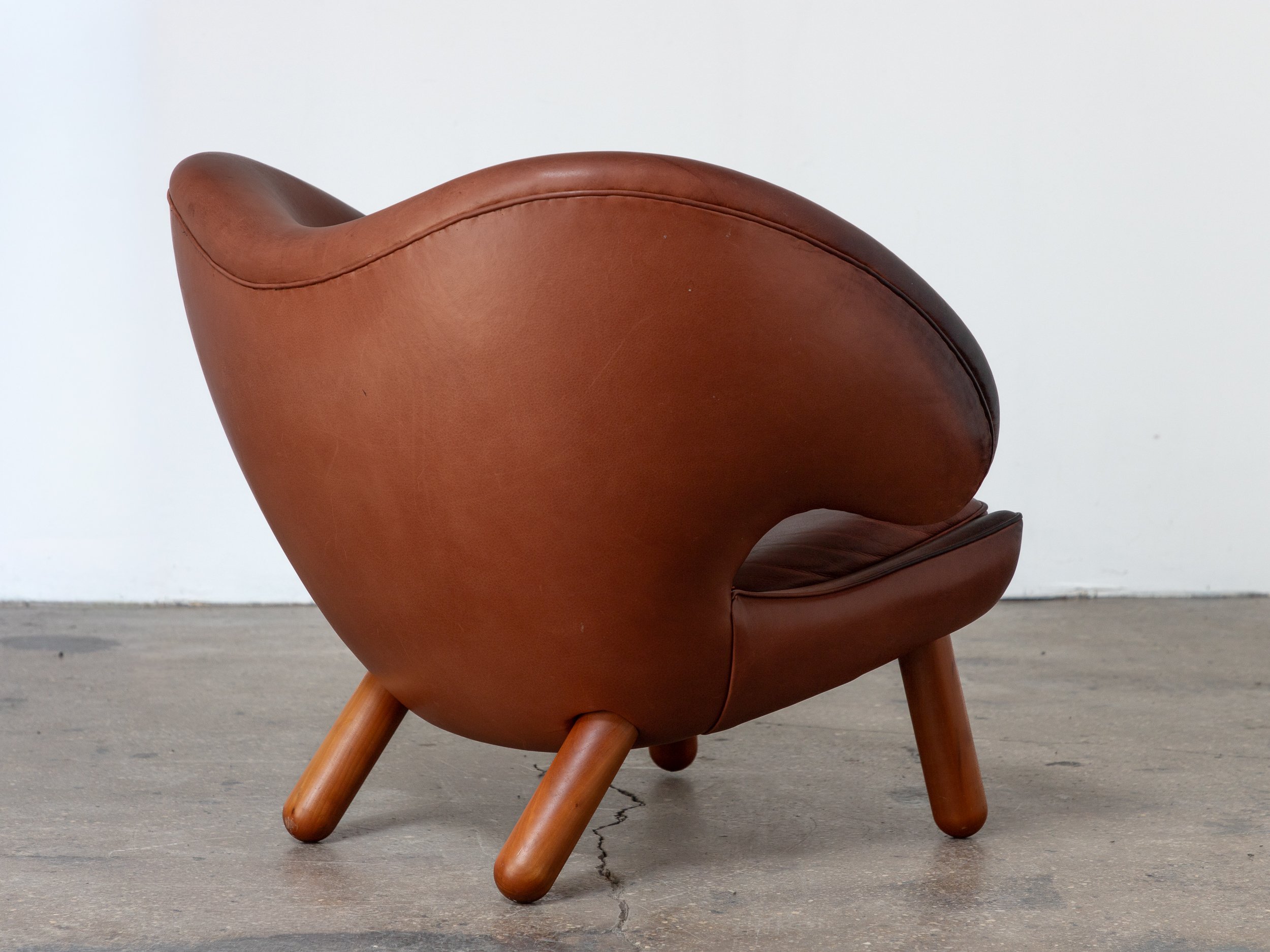 OAMNYC_Finn_Juhl_Pelican_Chair-7.jpg