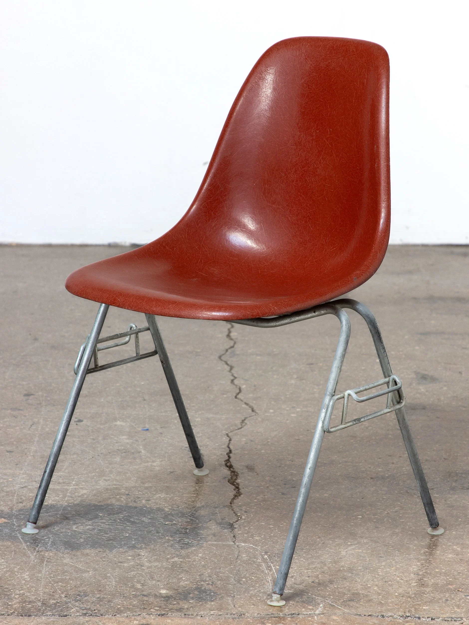 OAM_Eames_Herman_Miller_Shells_Color_Palette_Range_Stacking_Bases_Multicolor-23.jpg