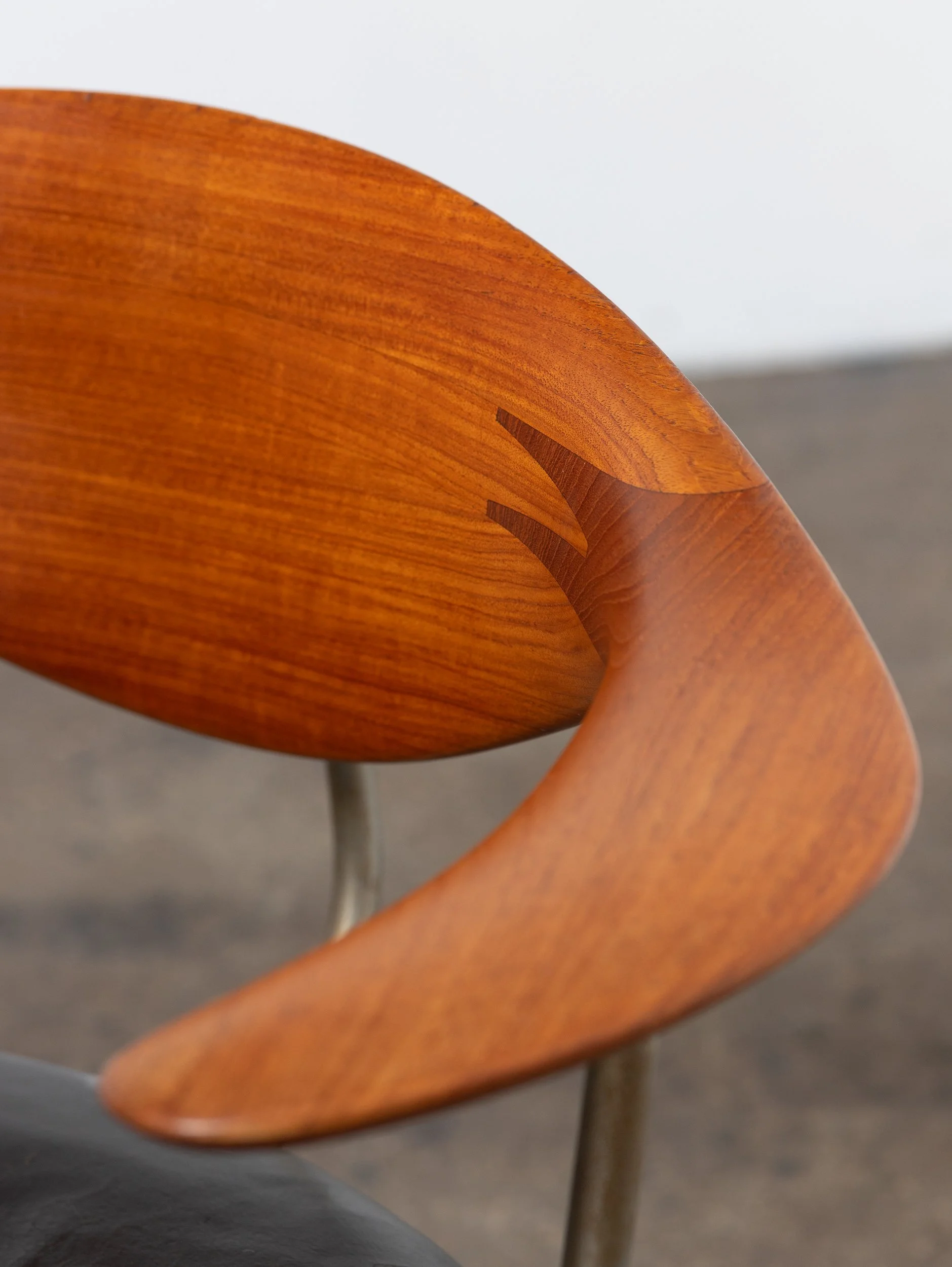 OAM_Hans_Wegner_Swivel_Chair-14.jpg