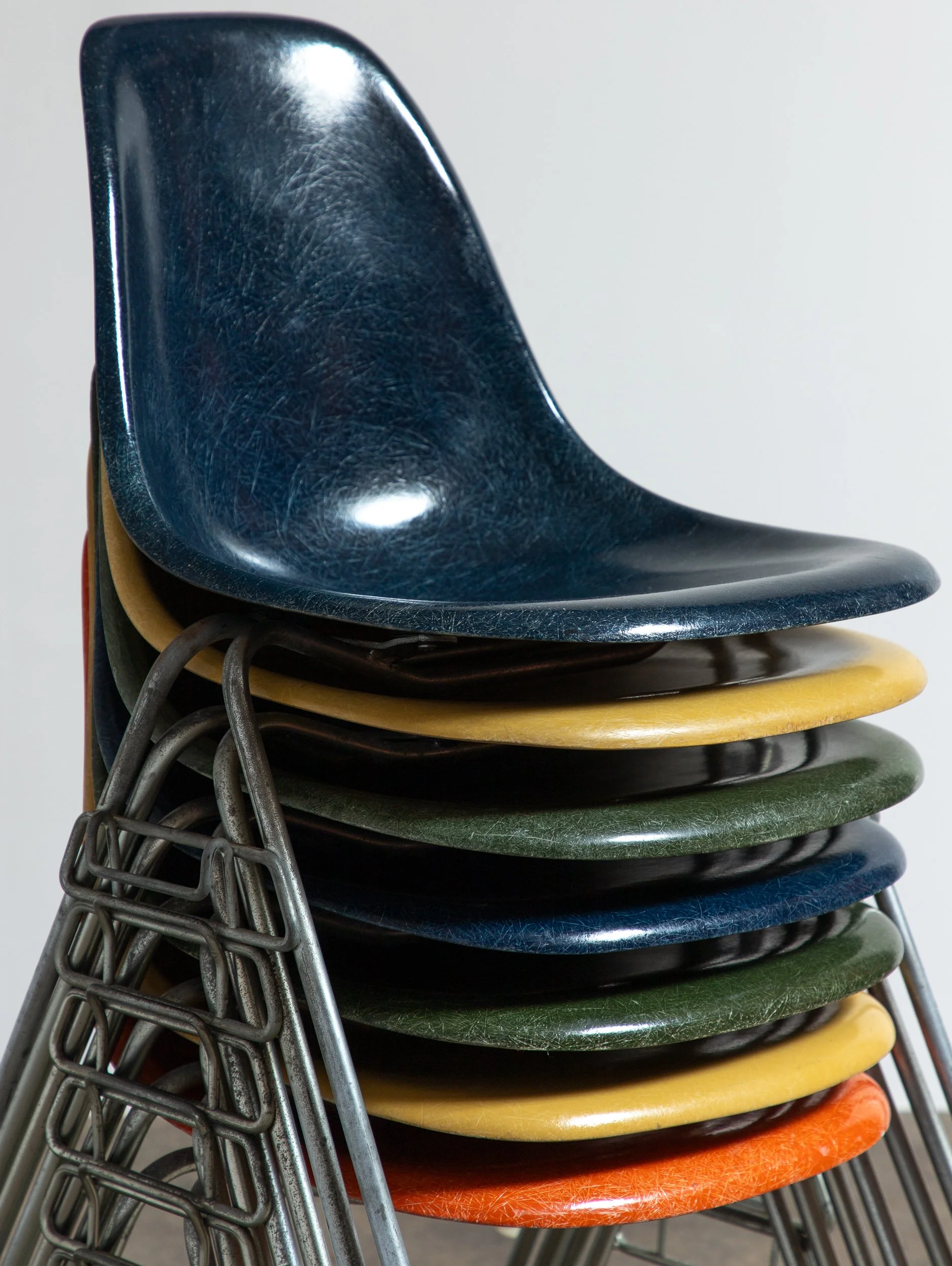 OAM_Original_Fiberglass_Chairs_Stacking_Multi_Color-10.jpg