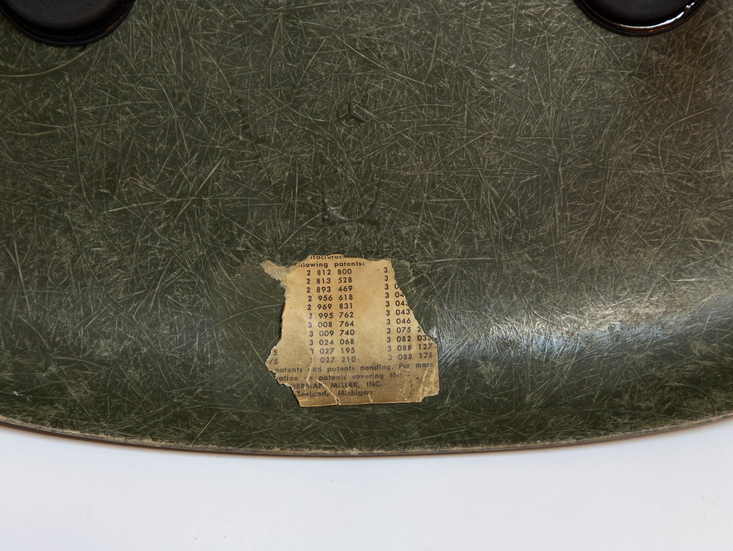 OAM_Olive_Green_Fiberglass_Shell_on_Black_Base-9.jpg
