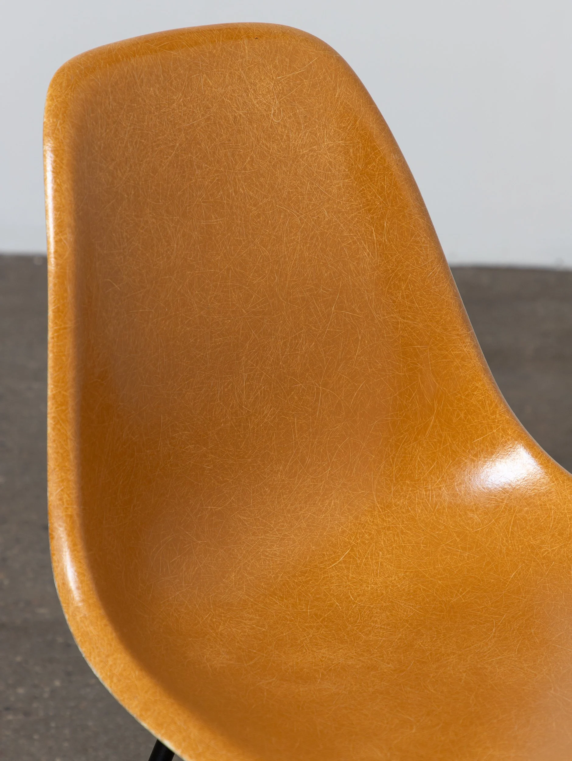 OAM_Dark_Ochre_Eames_Fiberglass_Shell_on_Black_Base-8.jpg