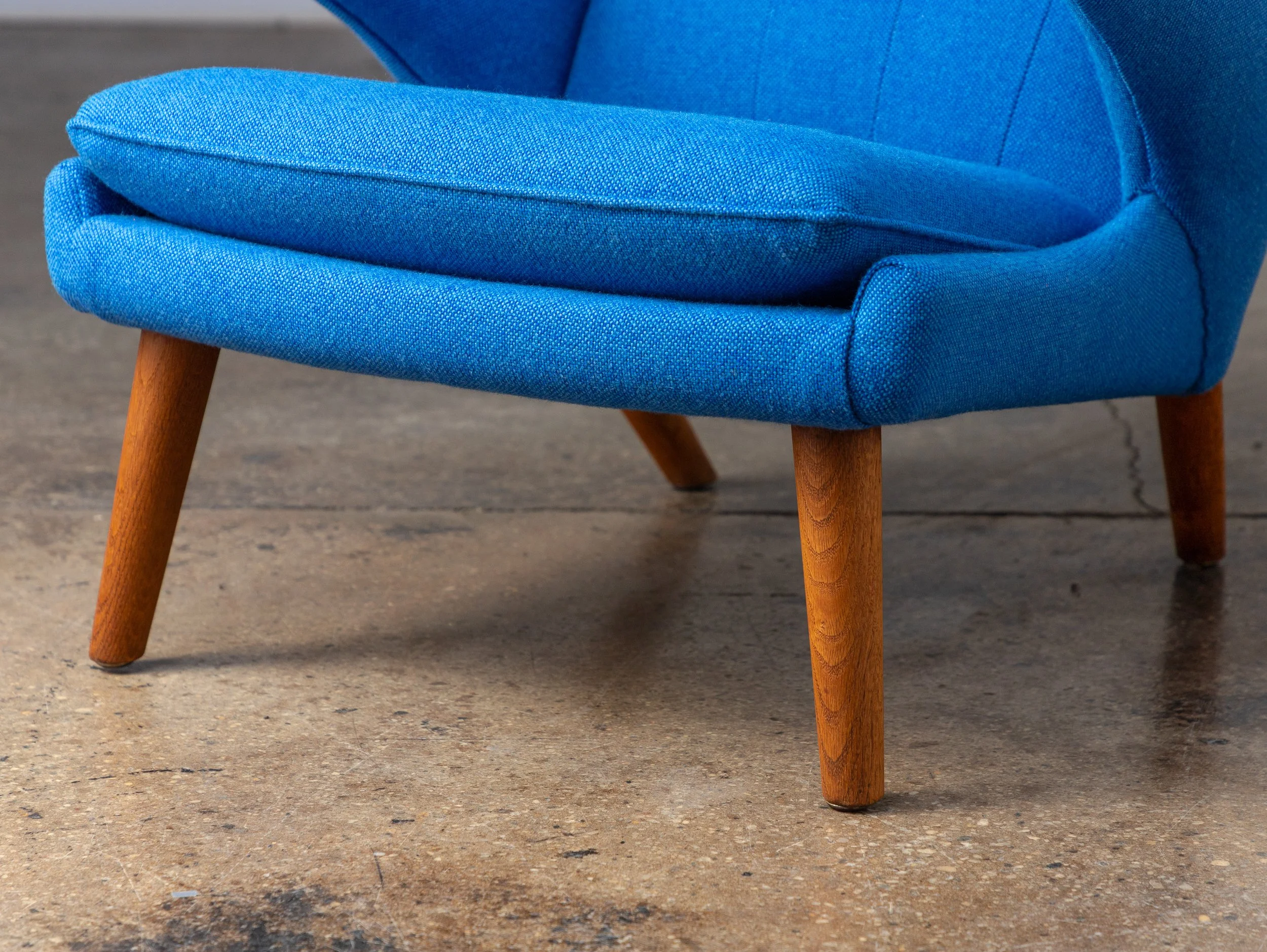 OAM_NYC_Hans_Wegner_Papa_Bear_Chair_Oak-8.jpg