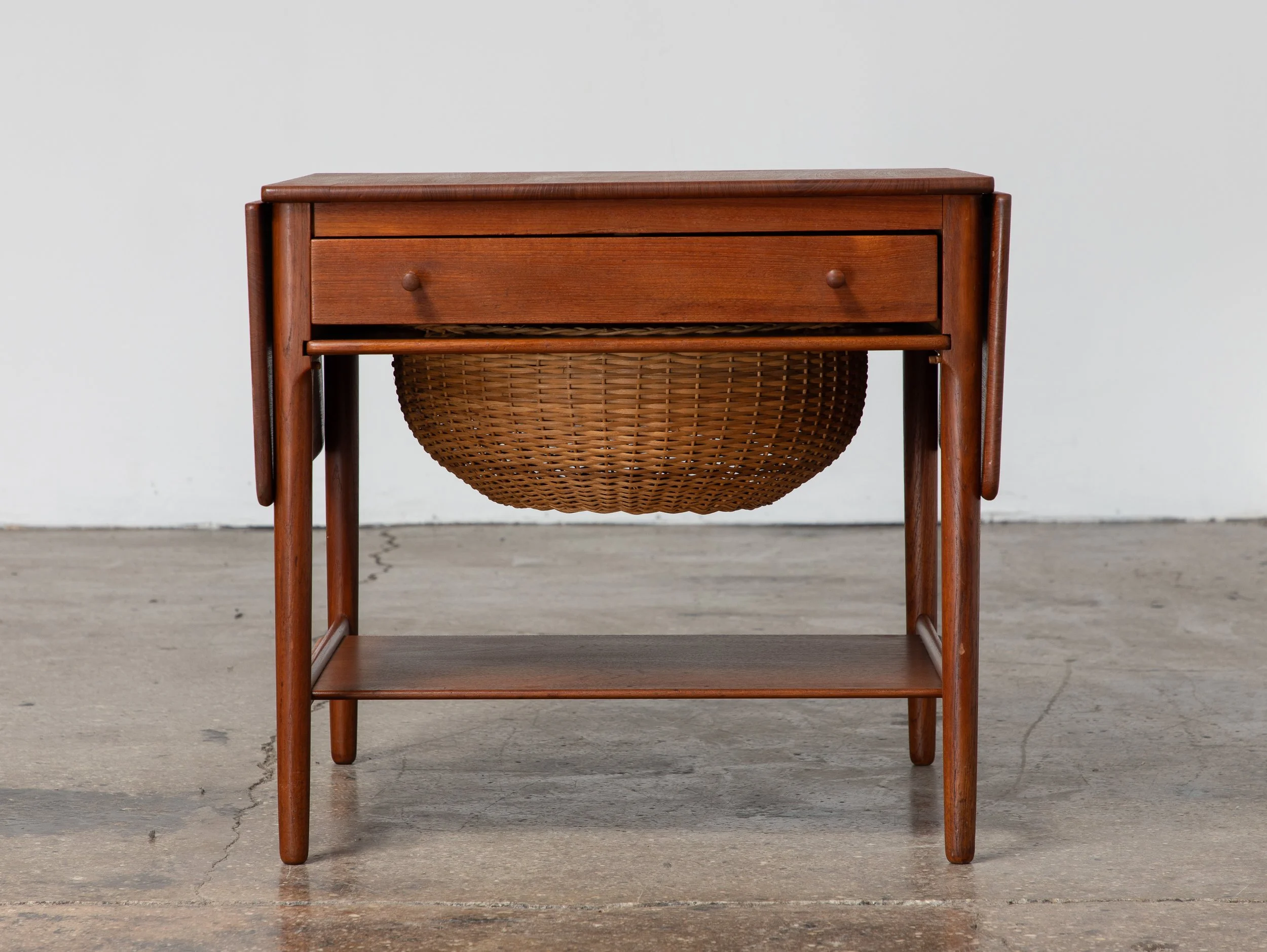 OAM_Pair_Hans_Wegner_Sewing_Tables-3.jpg