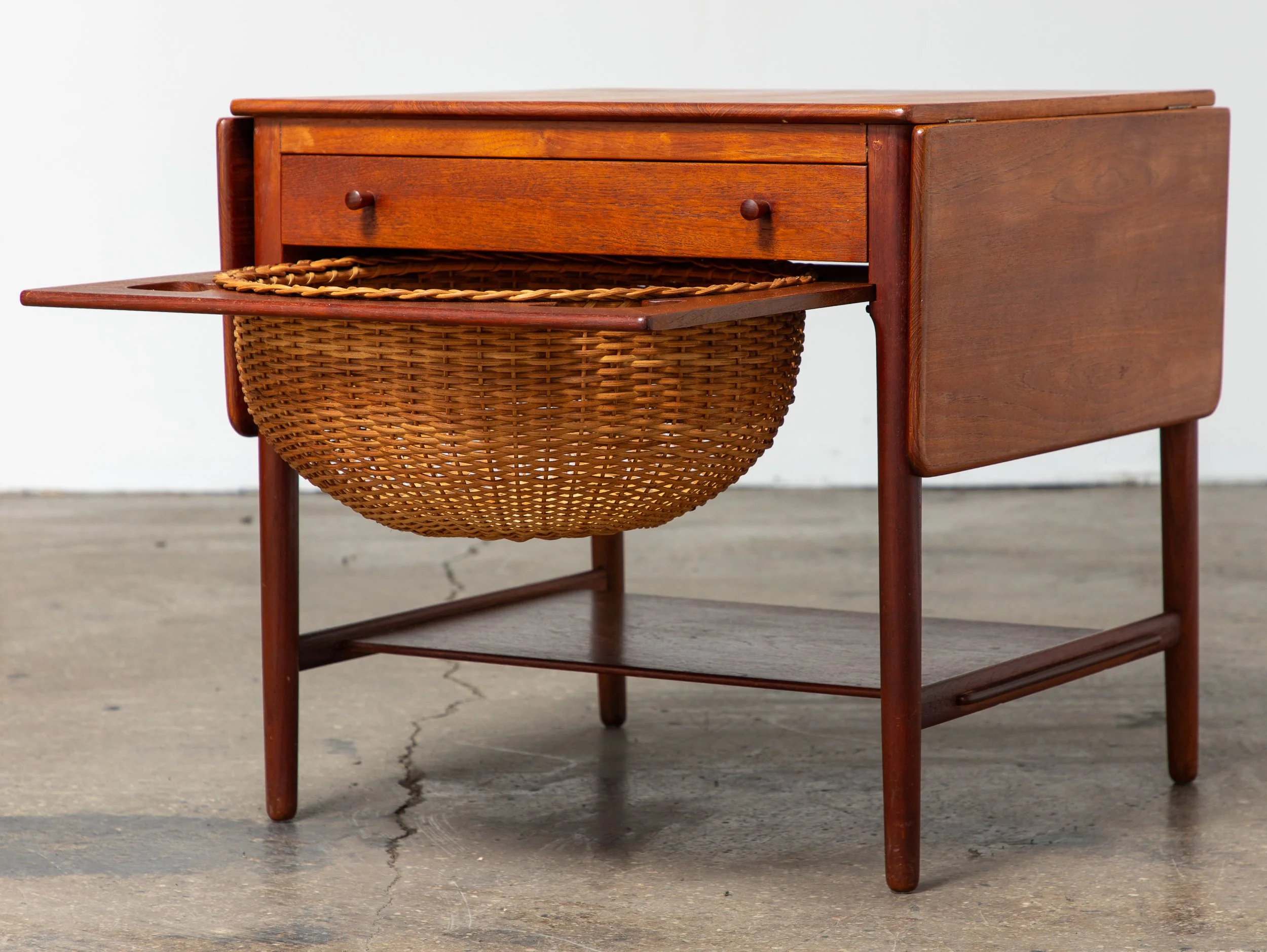 OAM_NYC_Hans_Wegner_AT35_Sewing_Table-2.jpg