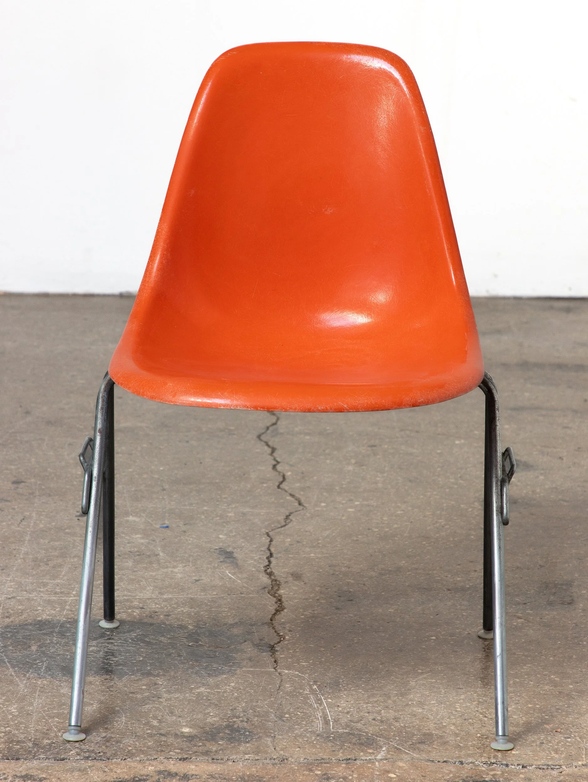 OAM_Eames_Herman_Miller_Shells_Color_Palette_Range_Stacking_Bases_Multicolor-21.jpg