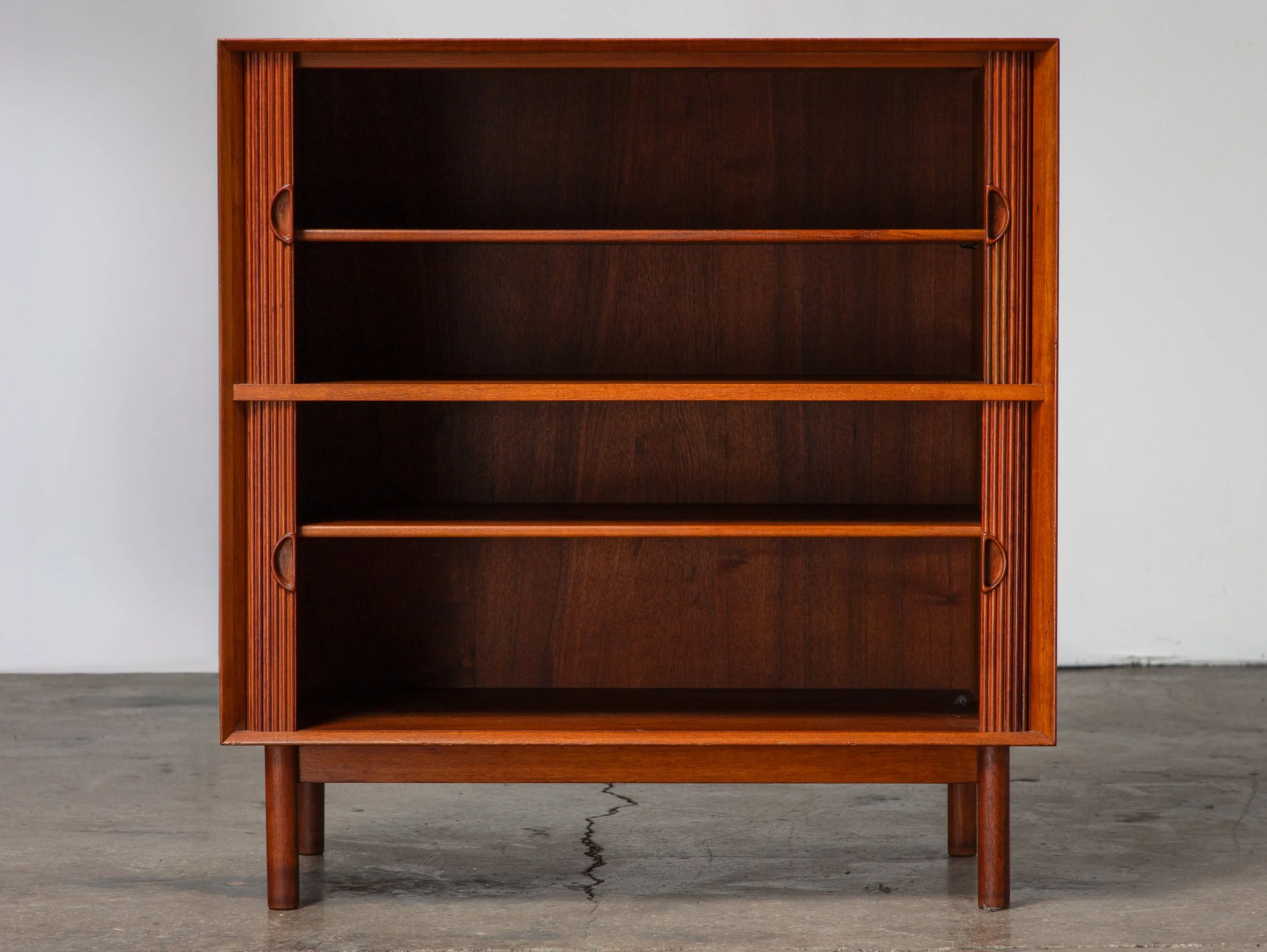OAM_Soborg_Cabinet_Tambour_Cabinet-3.jpg