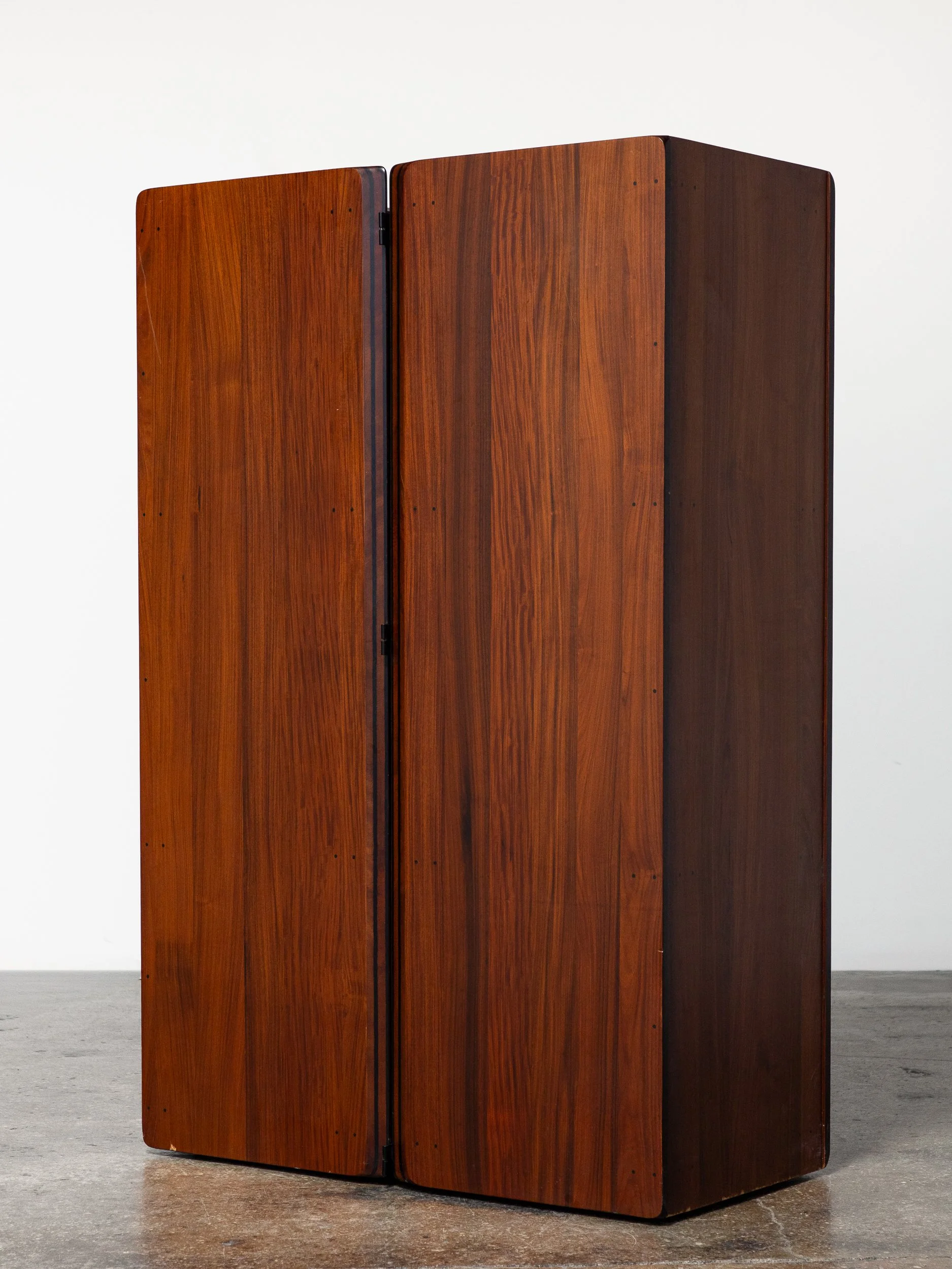 OAM_Tobia_Scarpa_BB_Italia_Maxalto_Gentleman's_Cabinets-6.jpg