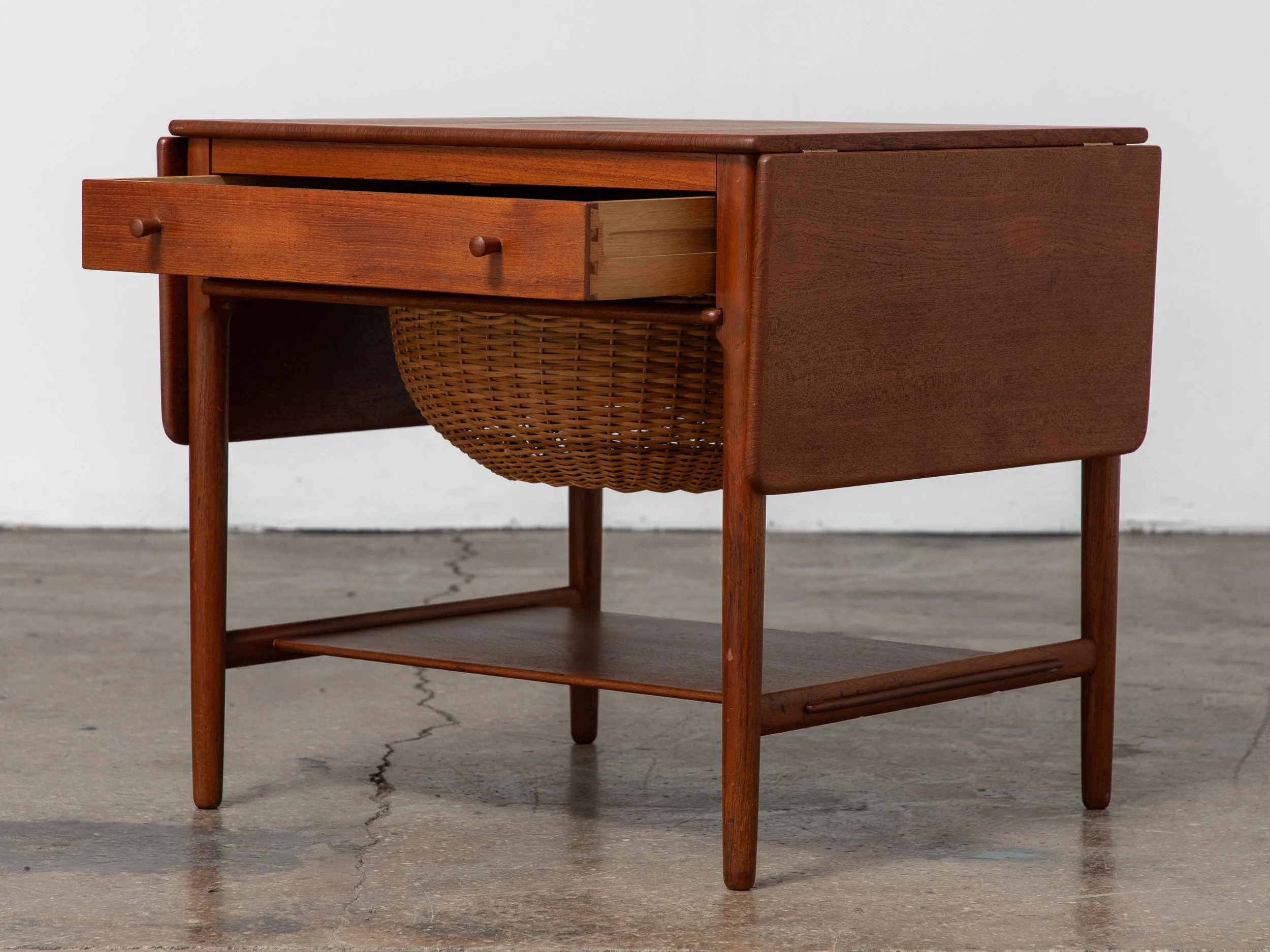 OAM_Pair_Hans_Wegner_Sewing_Tables-6.jpg