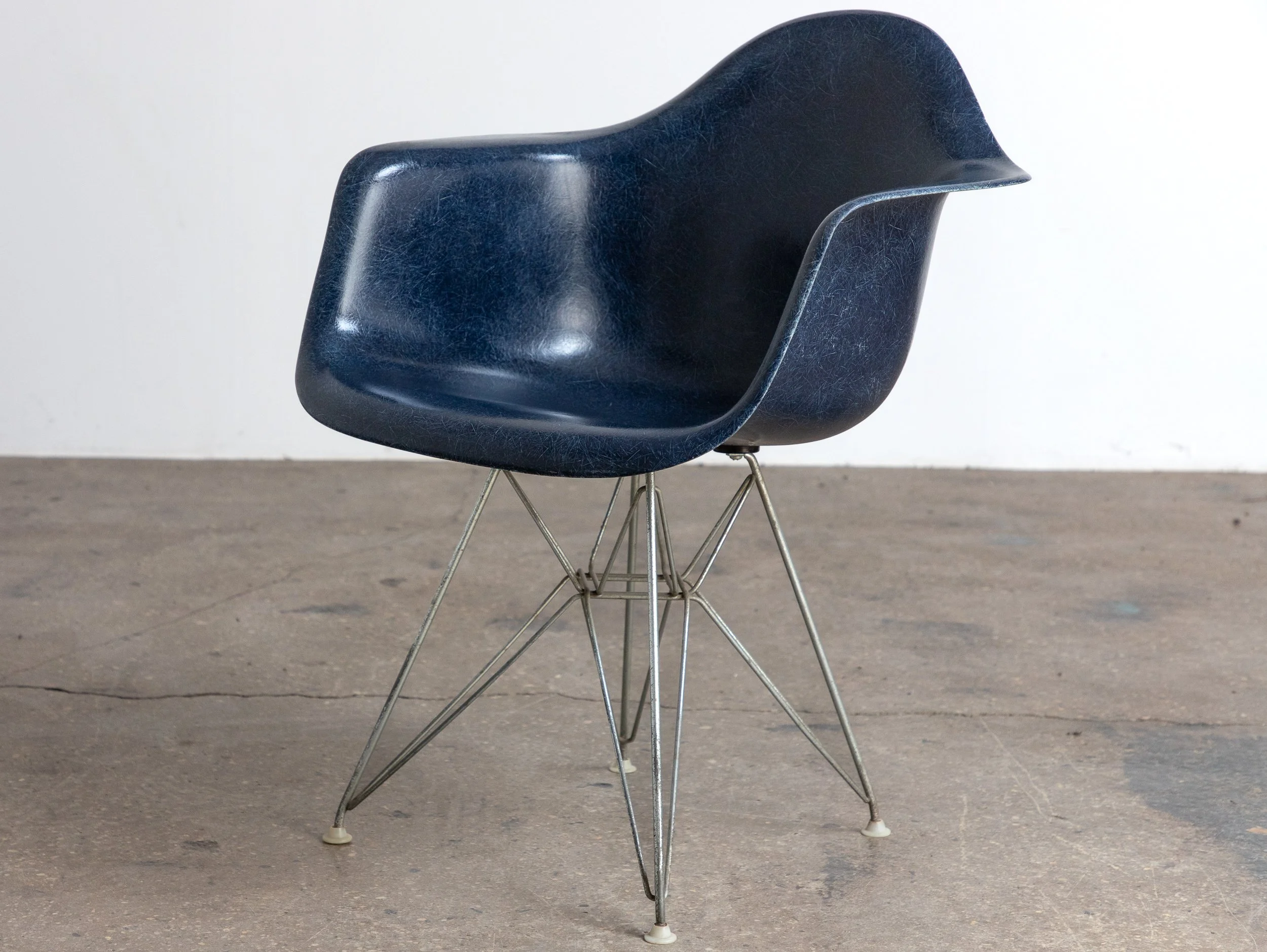 OAM_NYC_Eames_Navy_Shell_Eiffel_Base-1.jpg