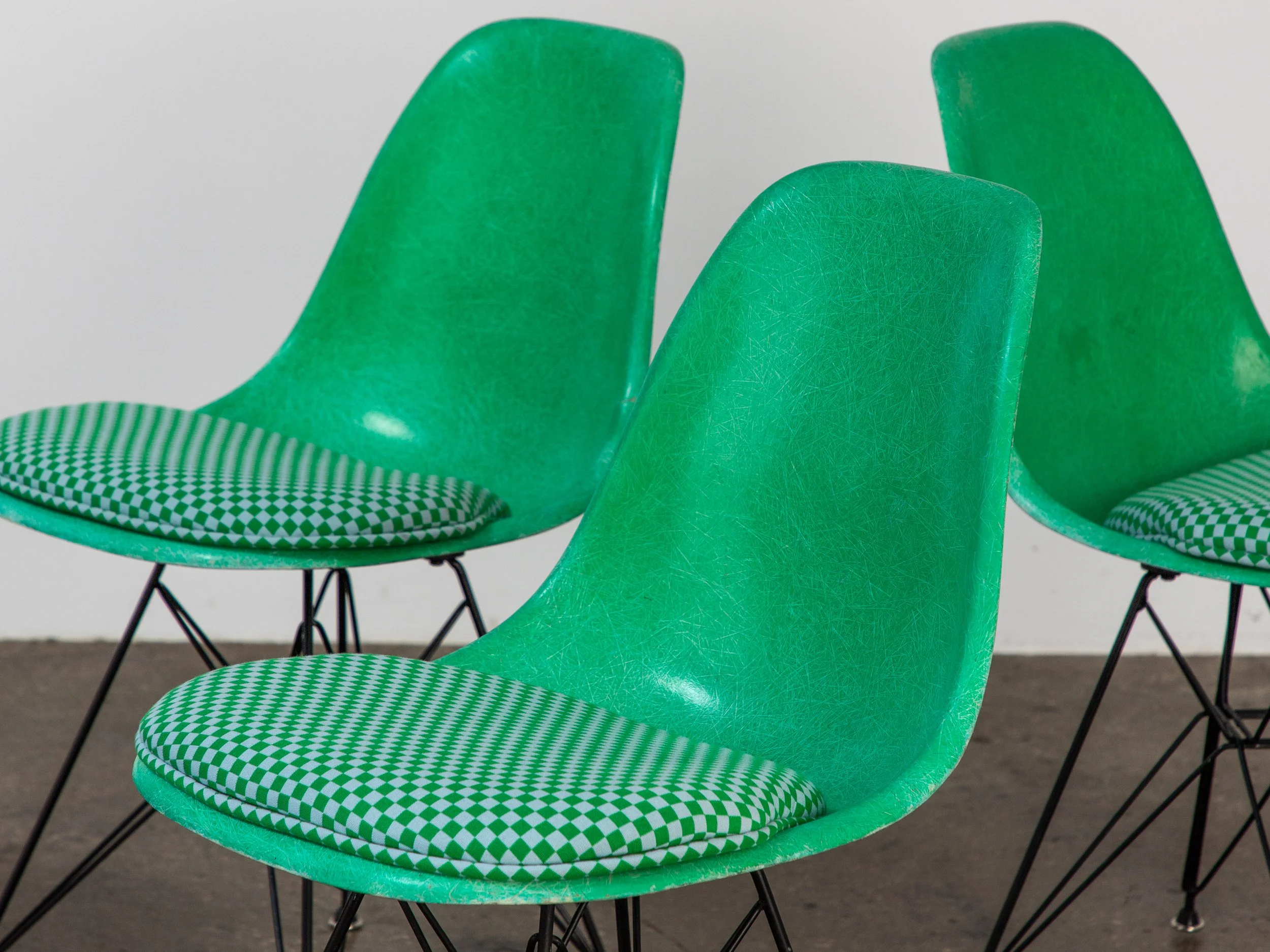 OAM_Eames_Herman_Miller_Kelly_Green_Chairs_Maharam_Check-5.jpg