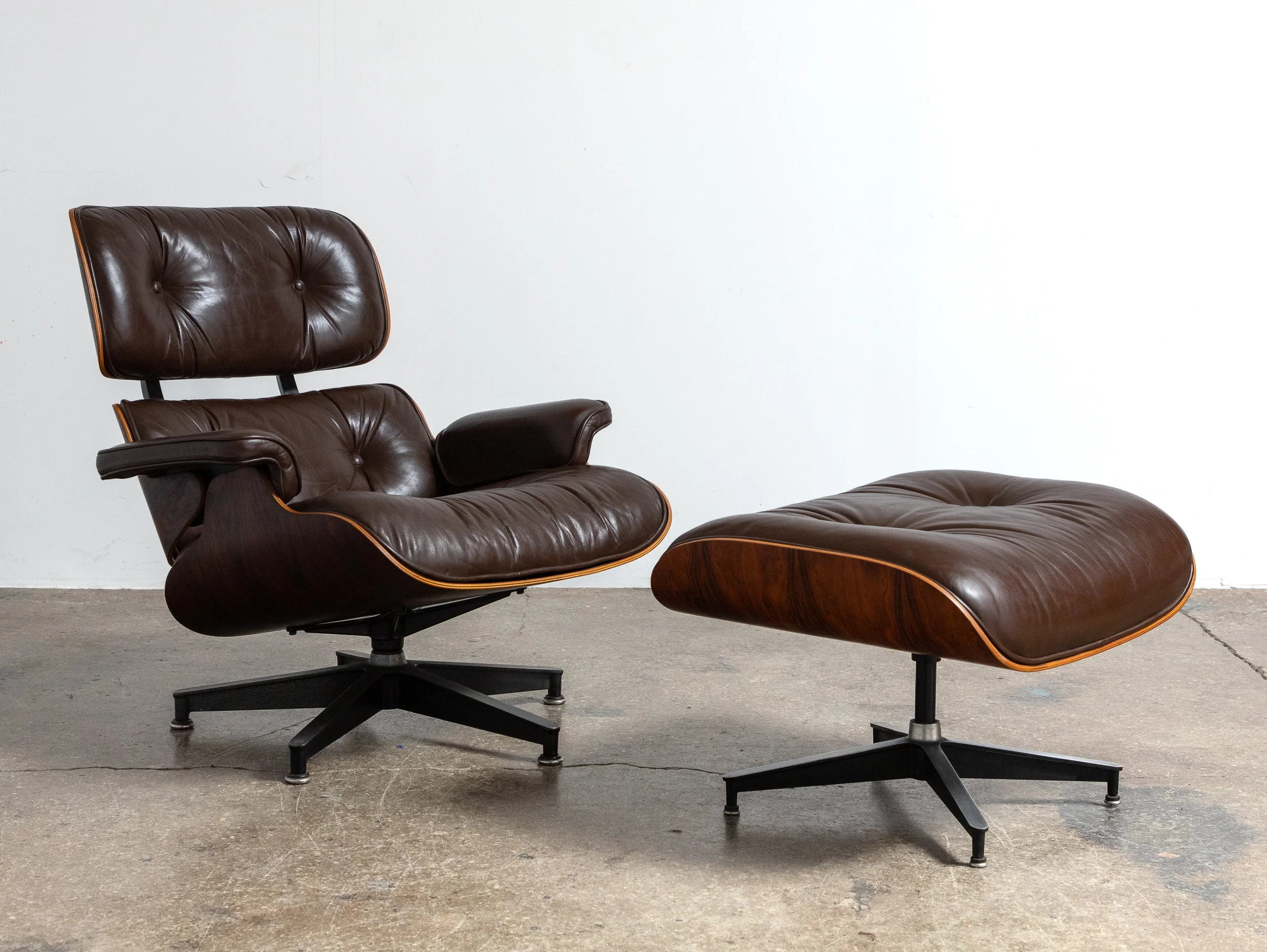 OAM_Eames_Herman_Miller_670_Ottoman_671_Set-1.jpg