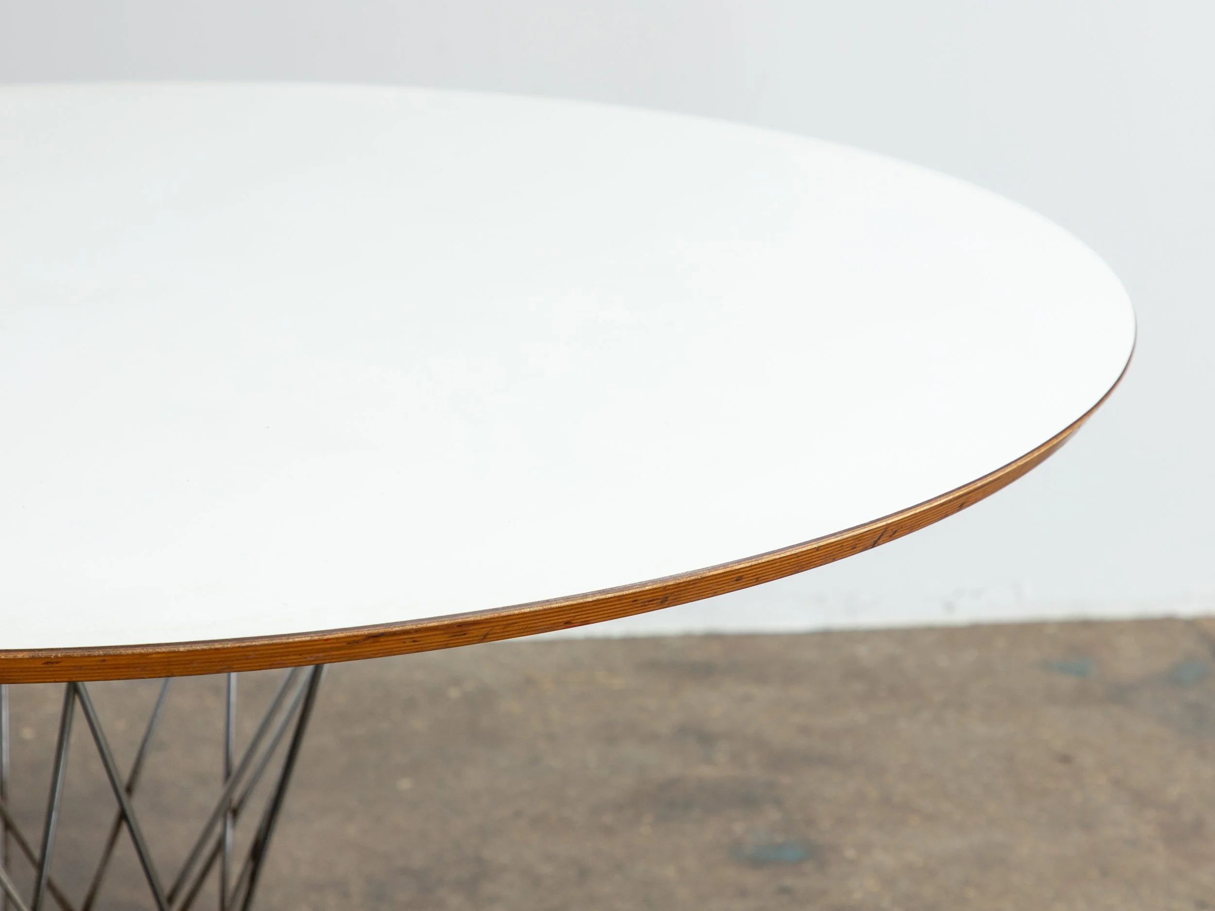 OAM_NYC_Noguchi_Cyclone_Dining_Table-5.jpg