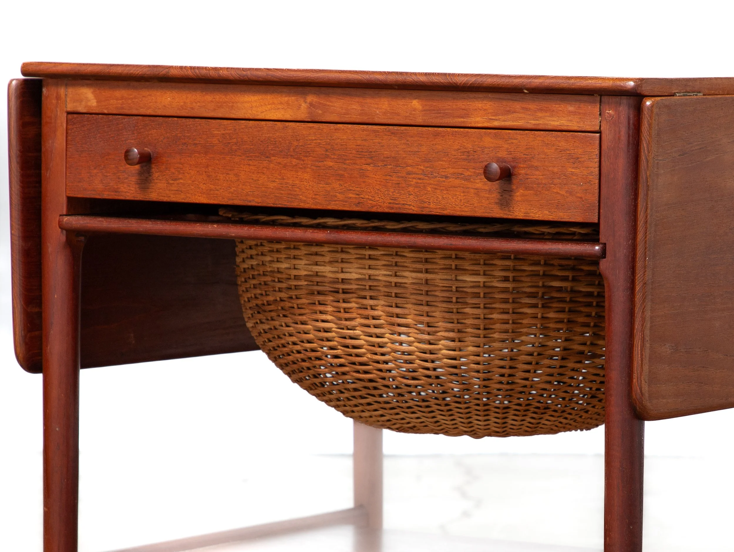 OAM_NYC_Hans_Wegner_AT35_Sewing_Table-3.jpg