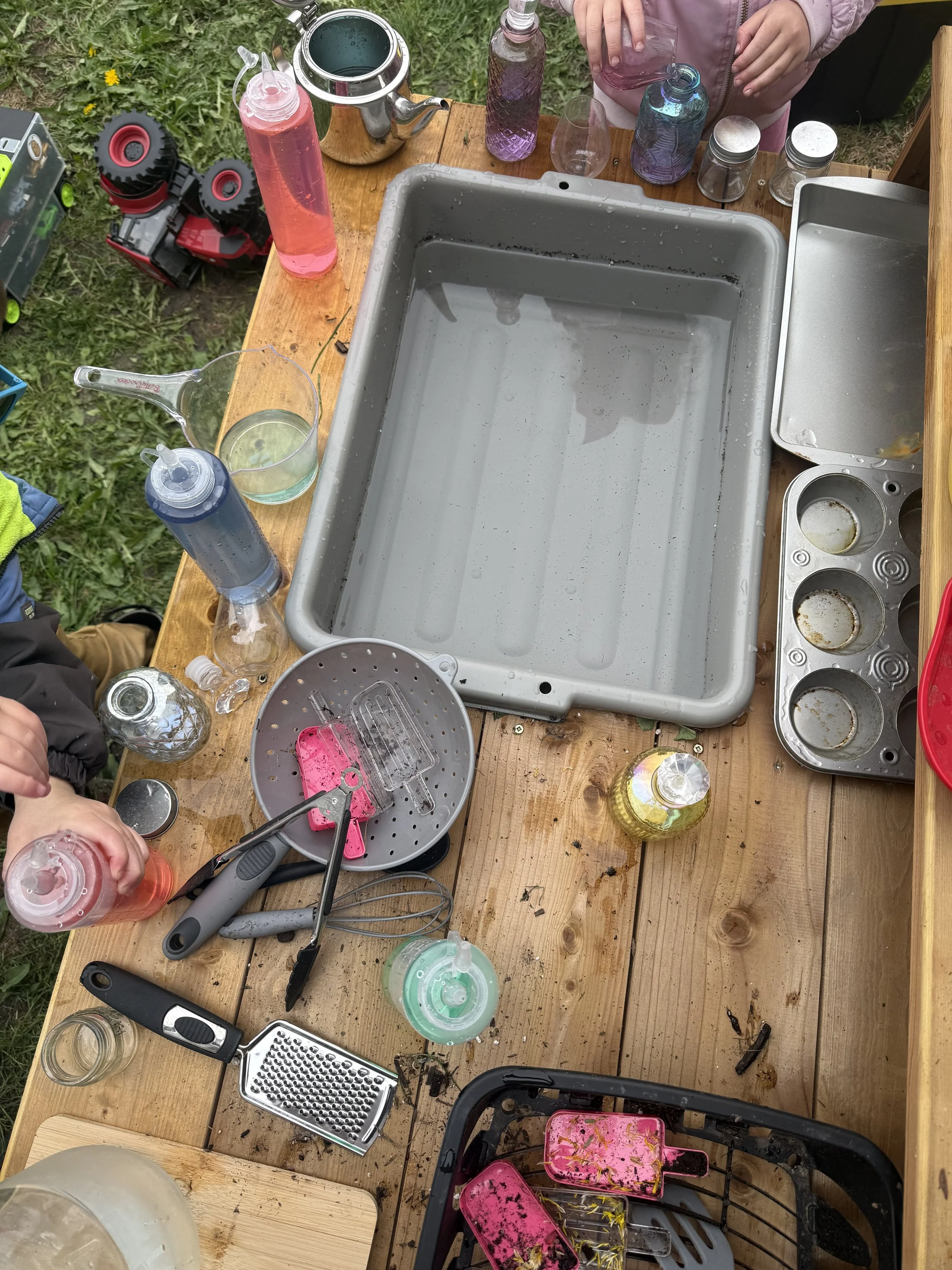 Outdoor Water Table