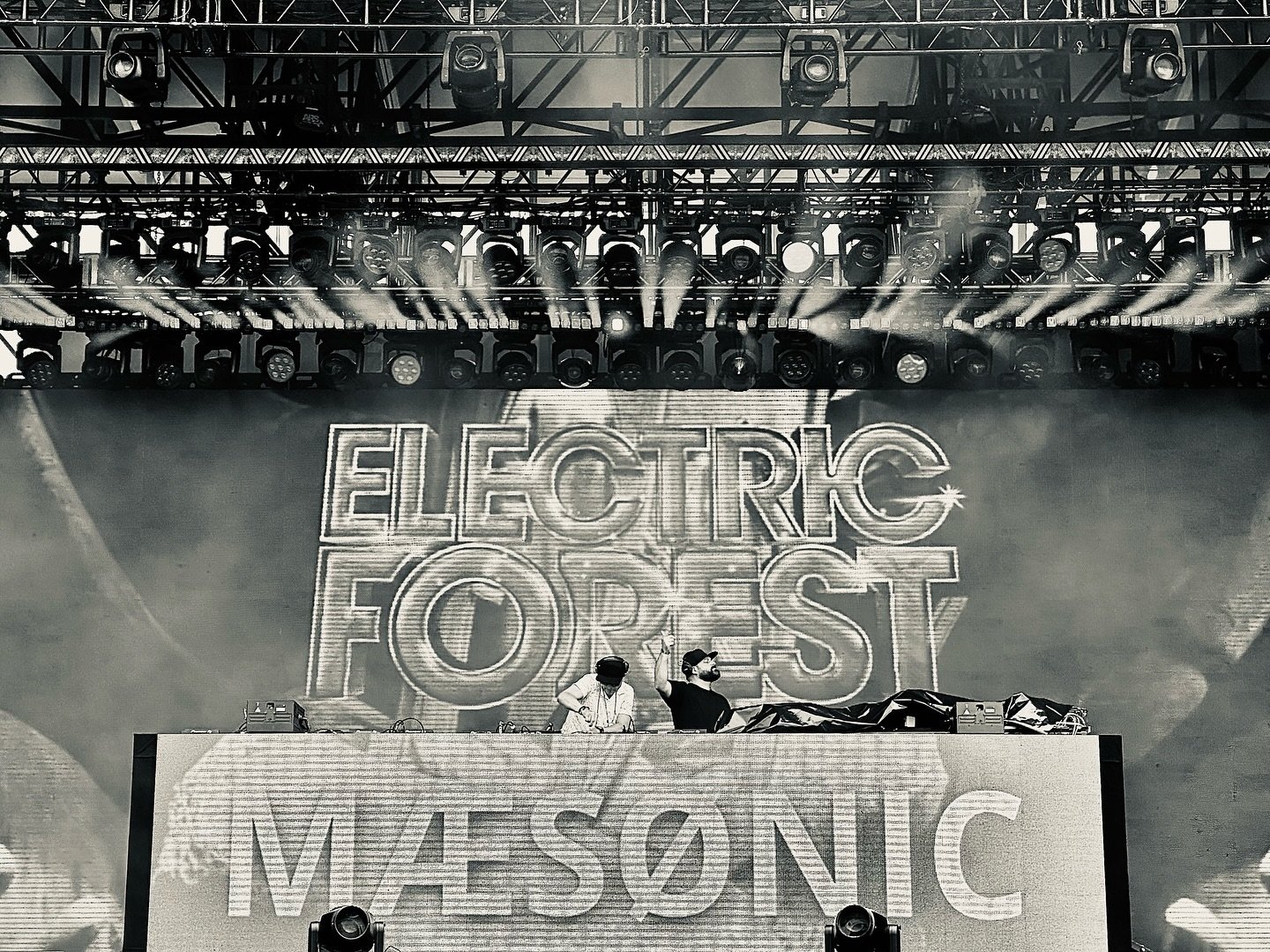 Yesterday, we had the honor of opening up @electric_forest on the Tripolee stage! Shout out to everyone who braved the heat and danced with us! 
📸 Not @wilhelmvisualworks 
#wearemaesonic #electricforest #edm