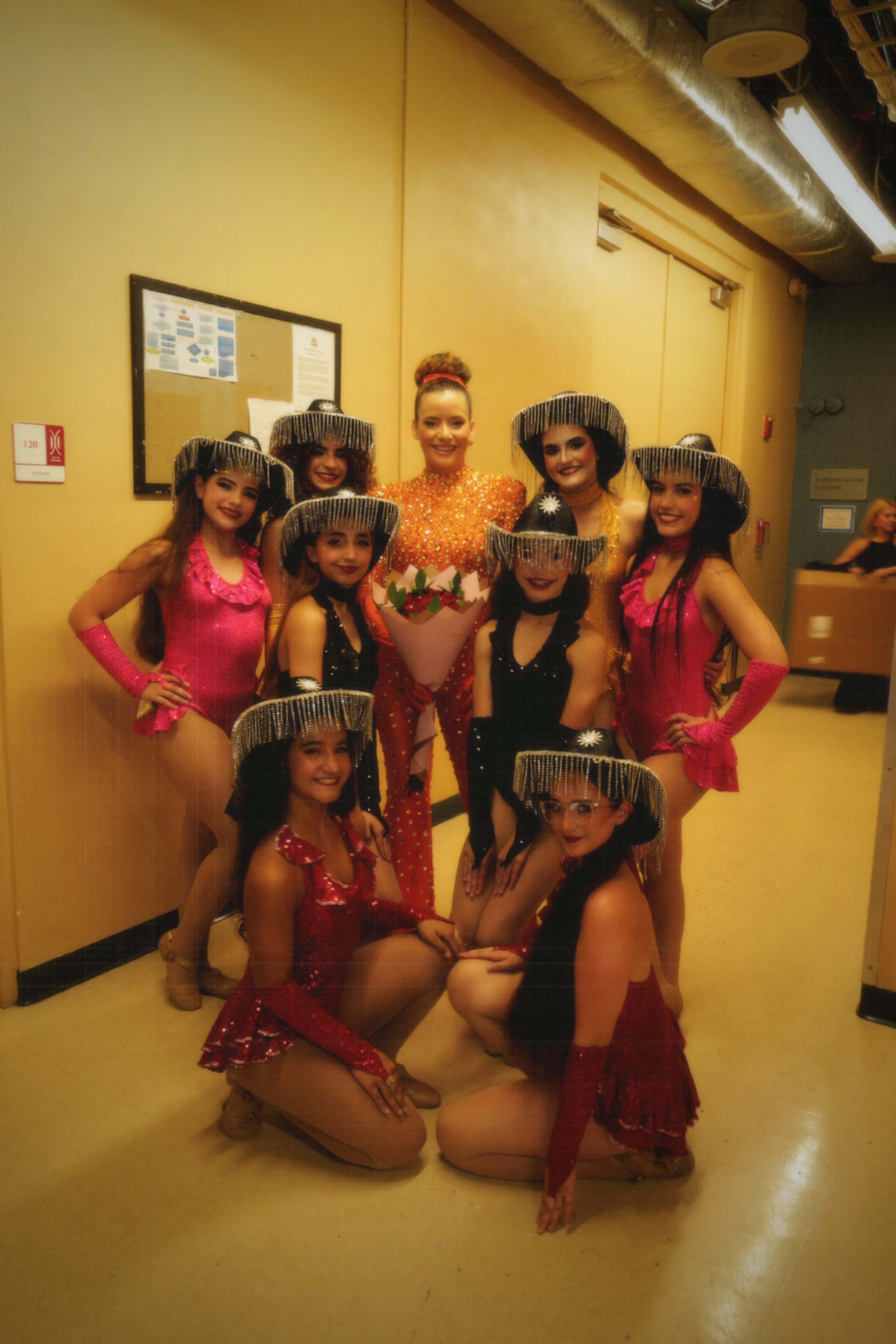 025.JPG