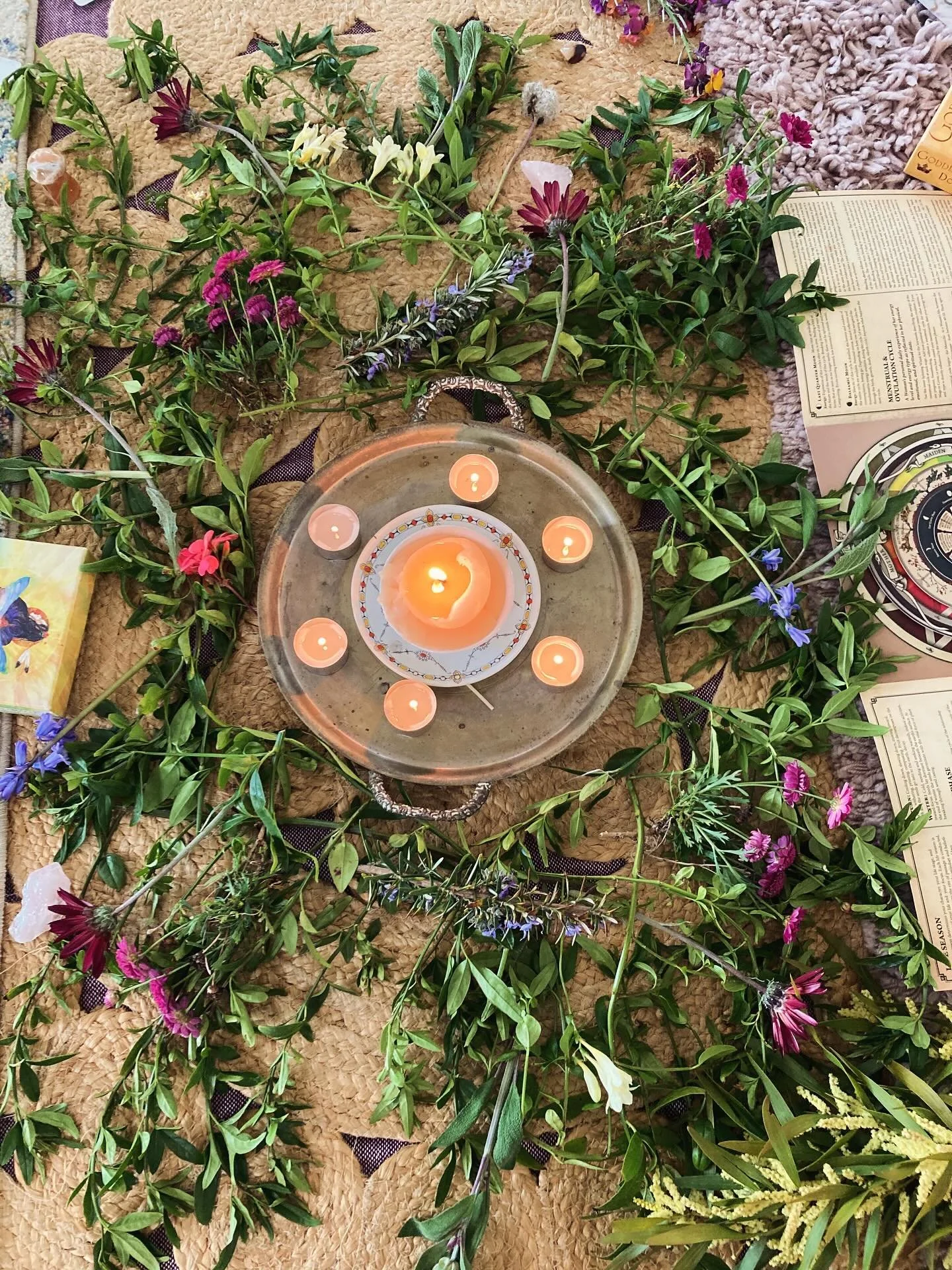 Grateful to have sat in circle yesterday with powerful women who so courageously and vulnerably chose to show up for themselves and eachother. Rewriting the stories and healing the wounds. My heart is full 💗