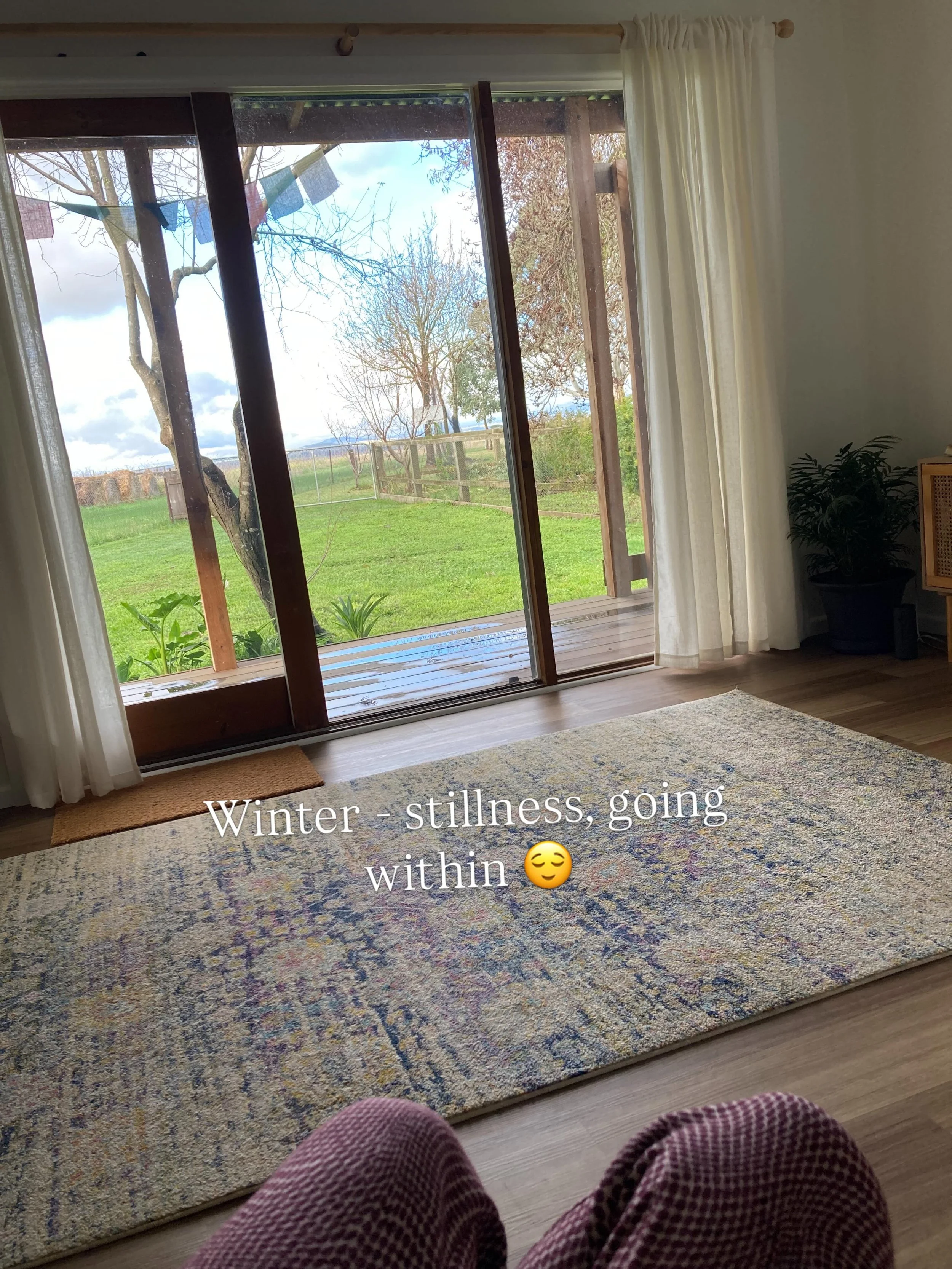 Welcome winter ❄️ 

We are in the sacred season of darkness, stillness and going within. A perfect time to nourish yourself (but when isn&rsquo;t!). 

I am grateful for these moments to sit in warmth and observe nature do it&rsquo;s magical thing. No