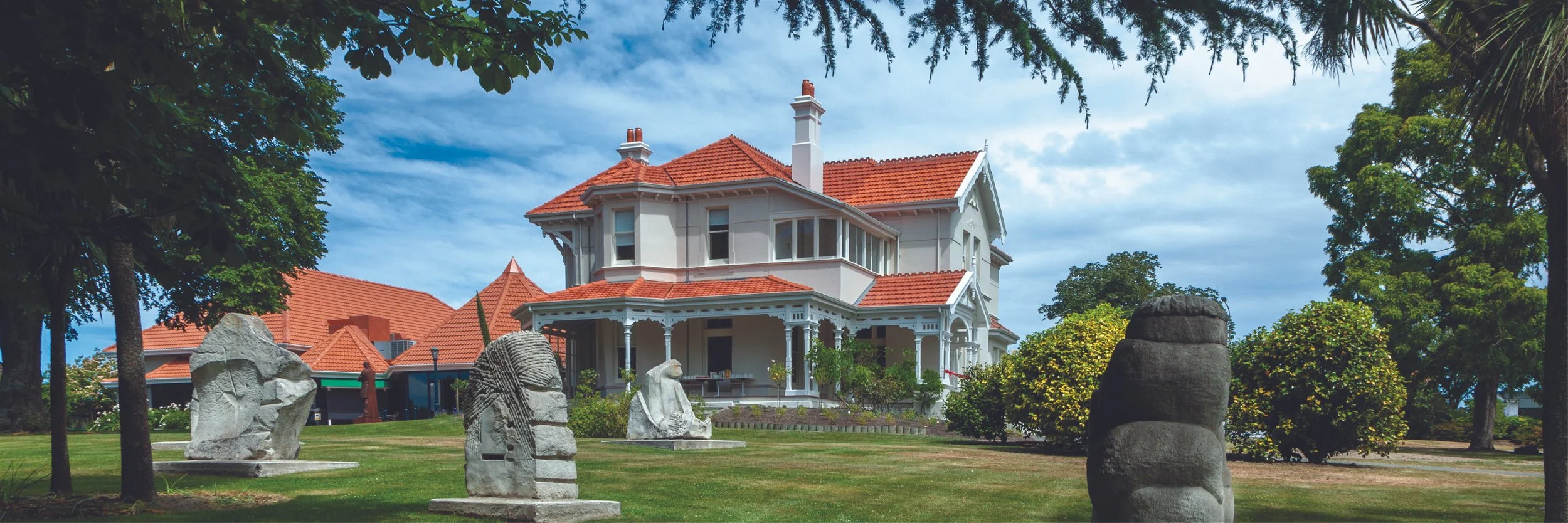 House-Web-Banner.jpg